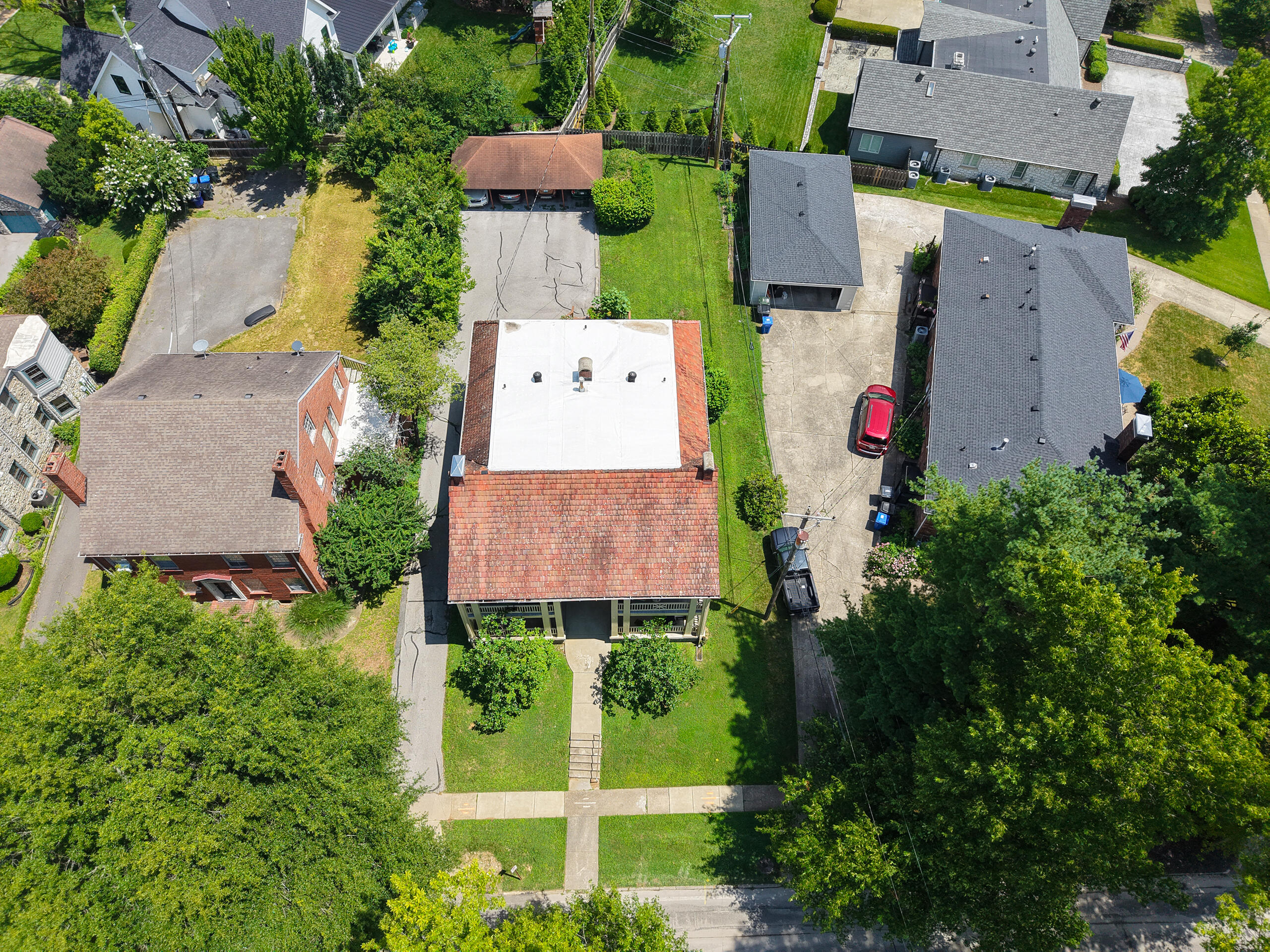 1515 Fontaine Road Property Photo 15
