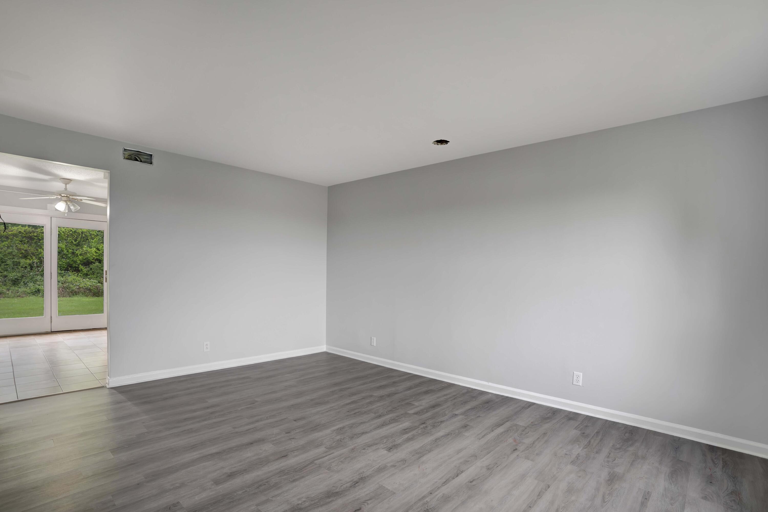 1108 Pembroke Oak Grove Road 19 Property Photo 4