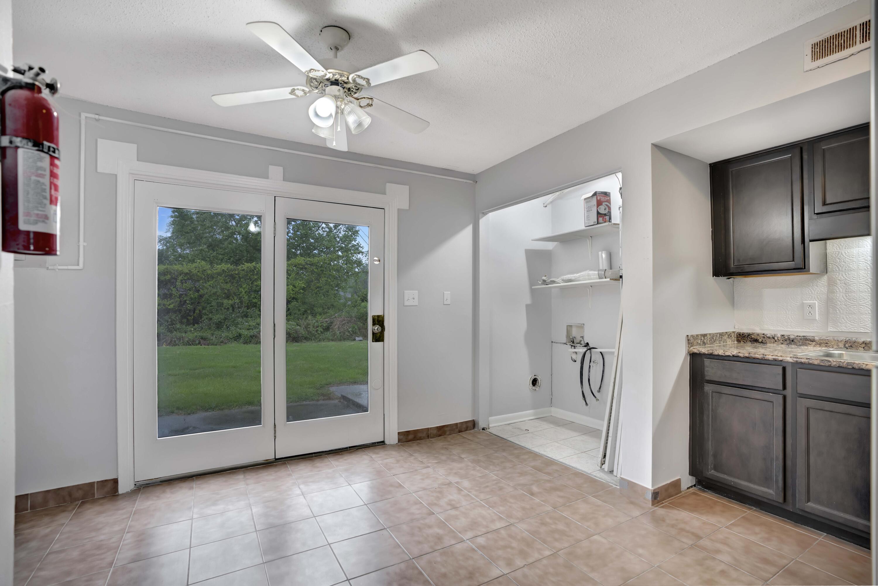 1108 Pembroke Oak Grove Road 19 Property Photo 7