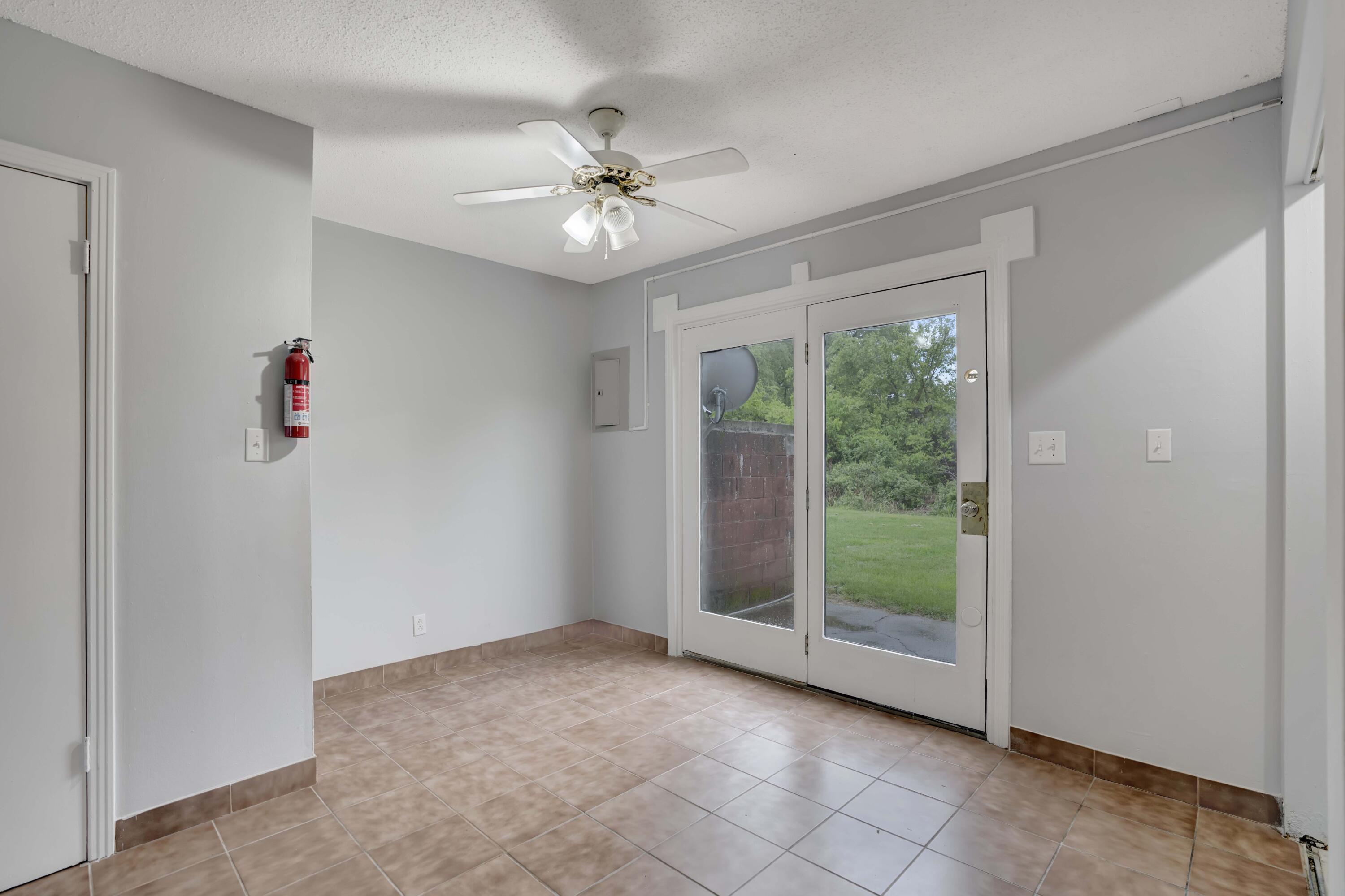1108 Pembroke Oak Grove Road 19 Property Photo 11