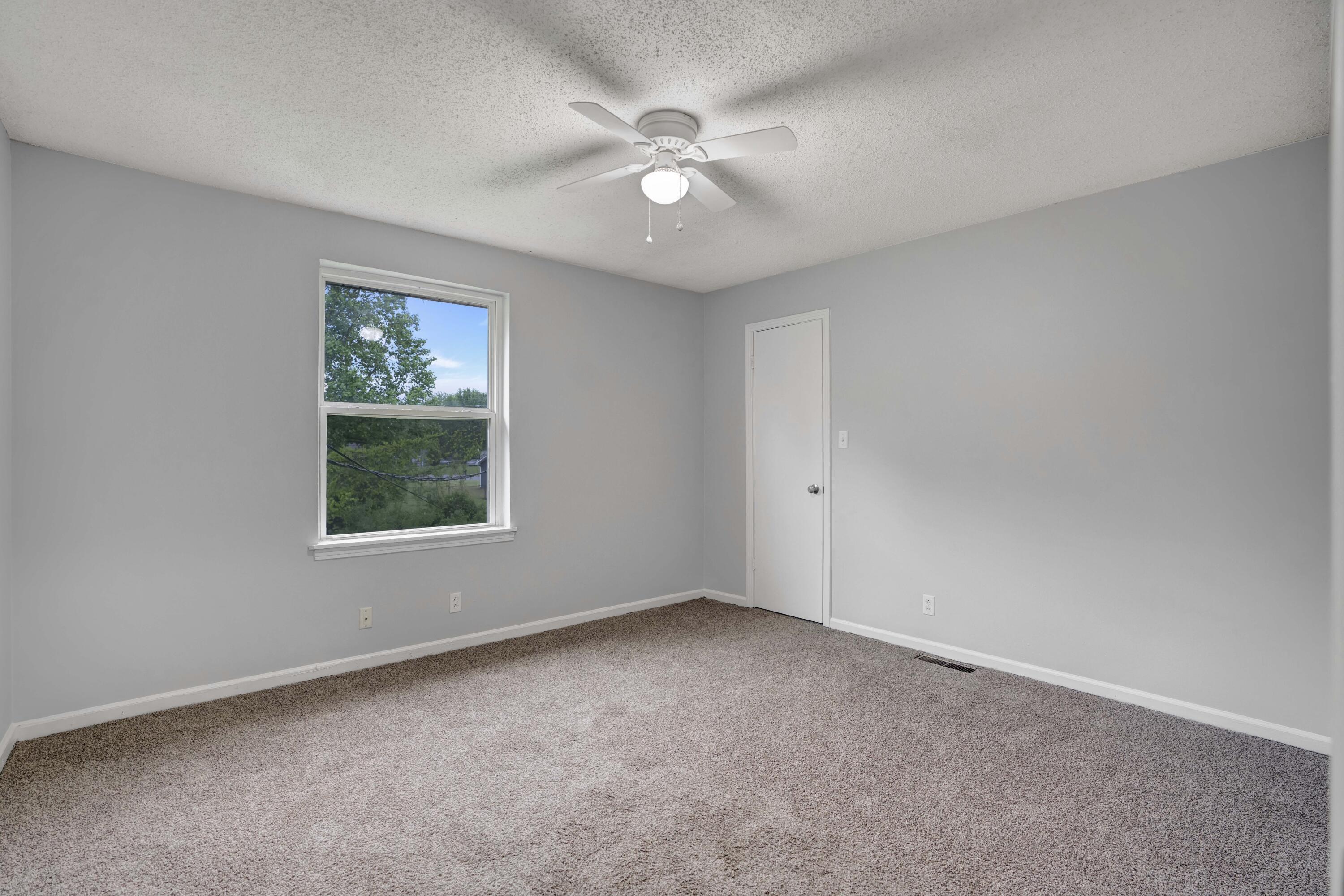 1108 Pembroke Oak Grove Road 19 Property Photo 14