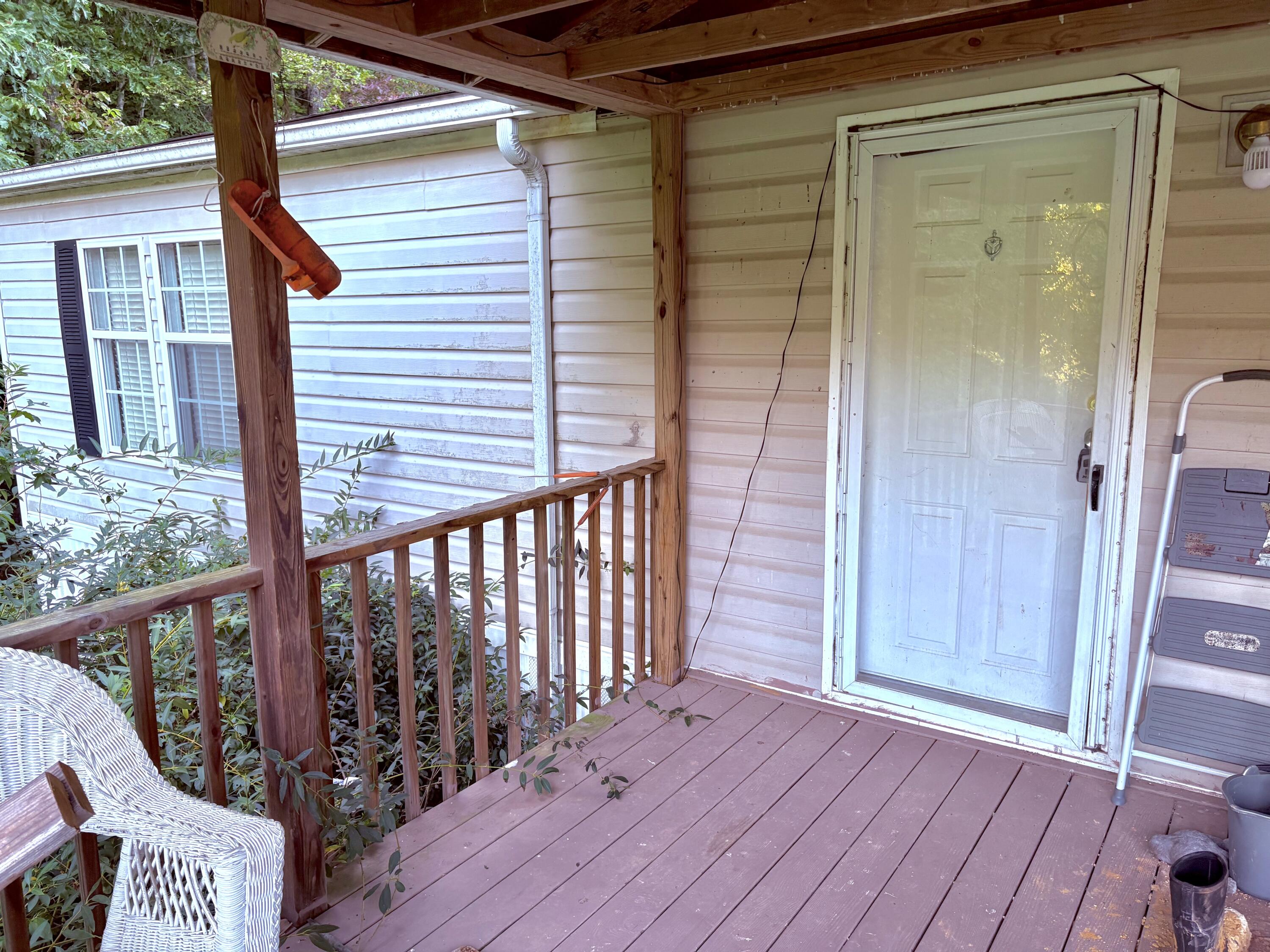 371 Jarvis Branch Road Property Photo 10