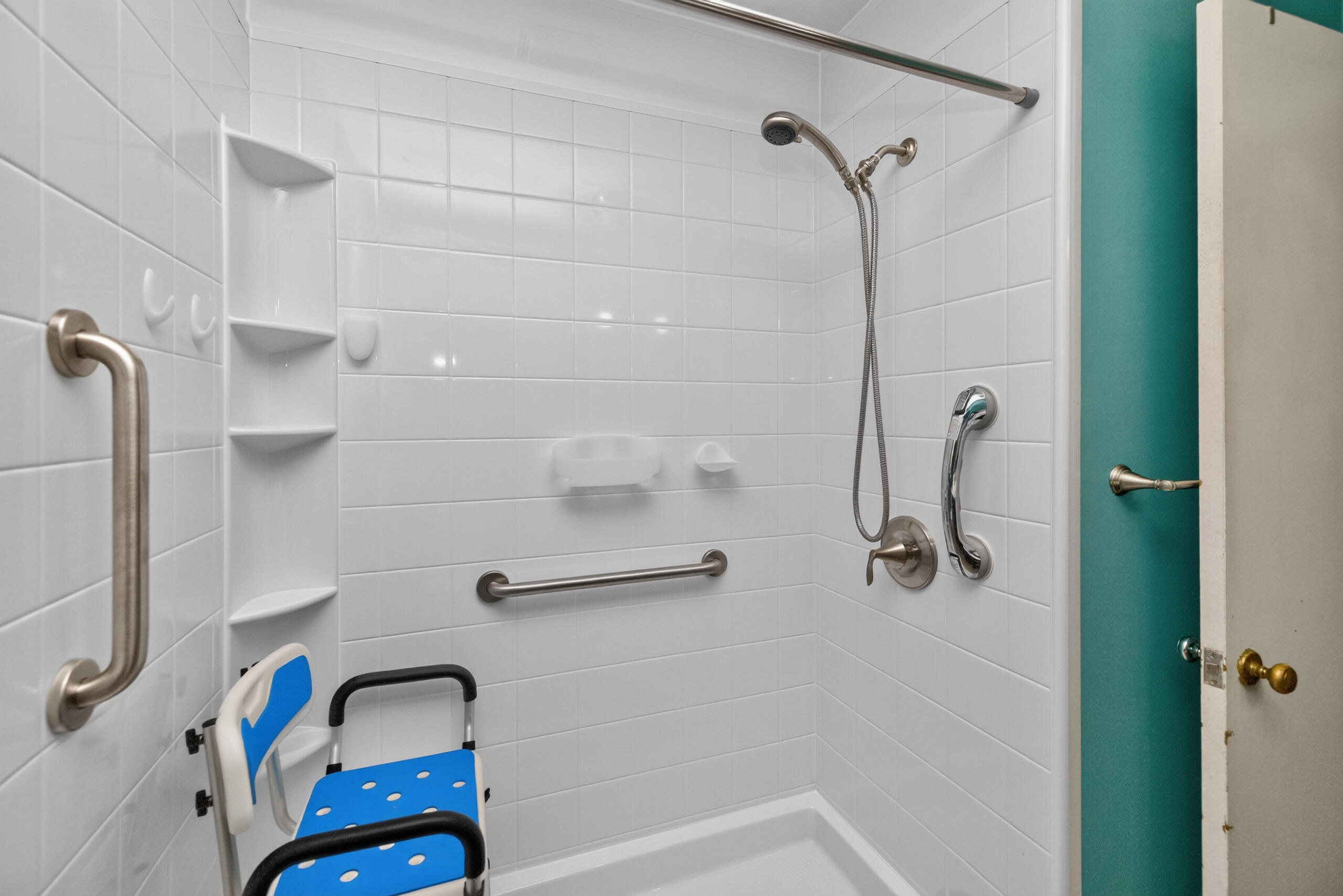 805 Sunset Drive Property Photo 8