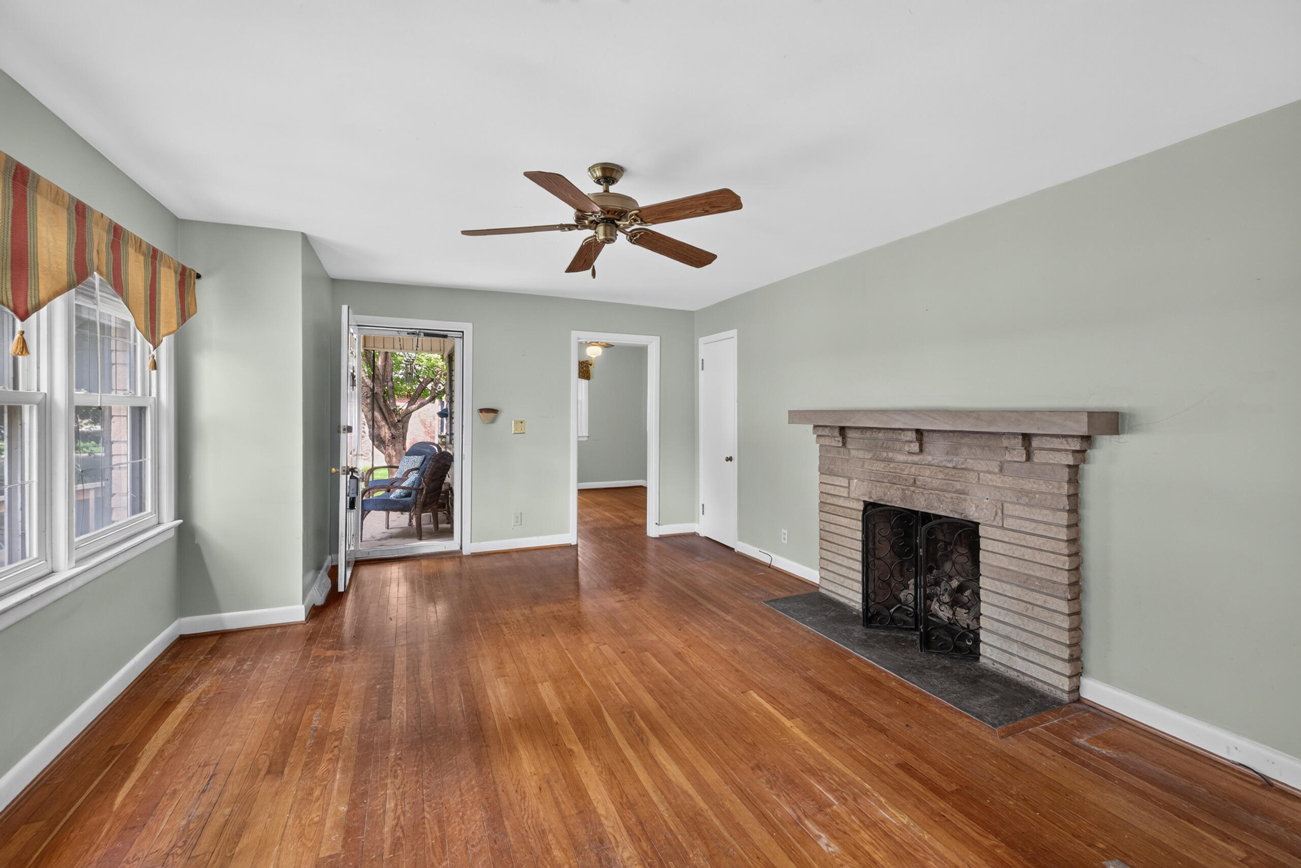 805 Sunset Drive Property Photo 16