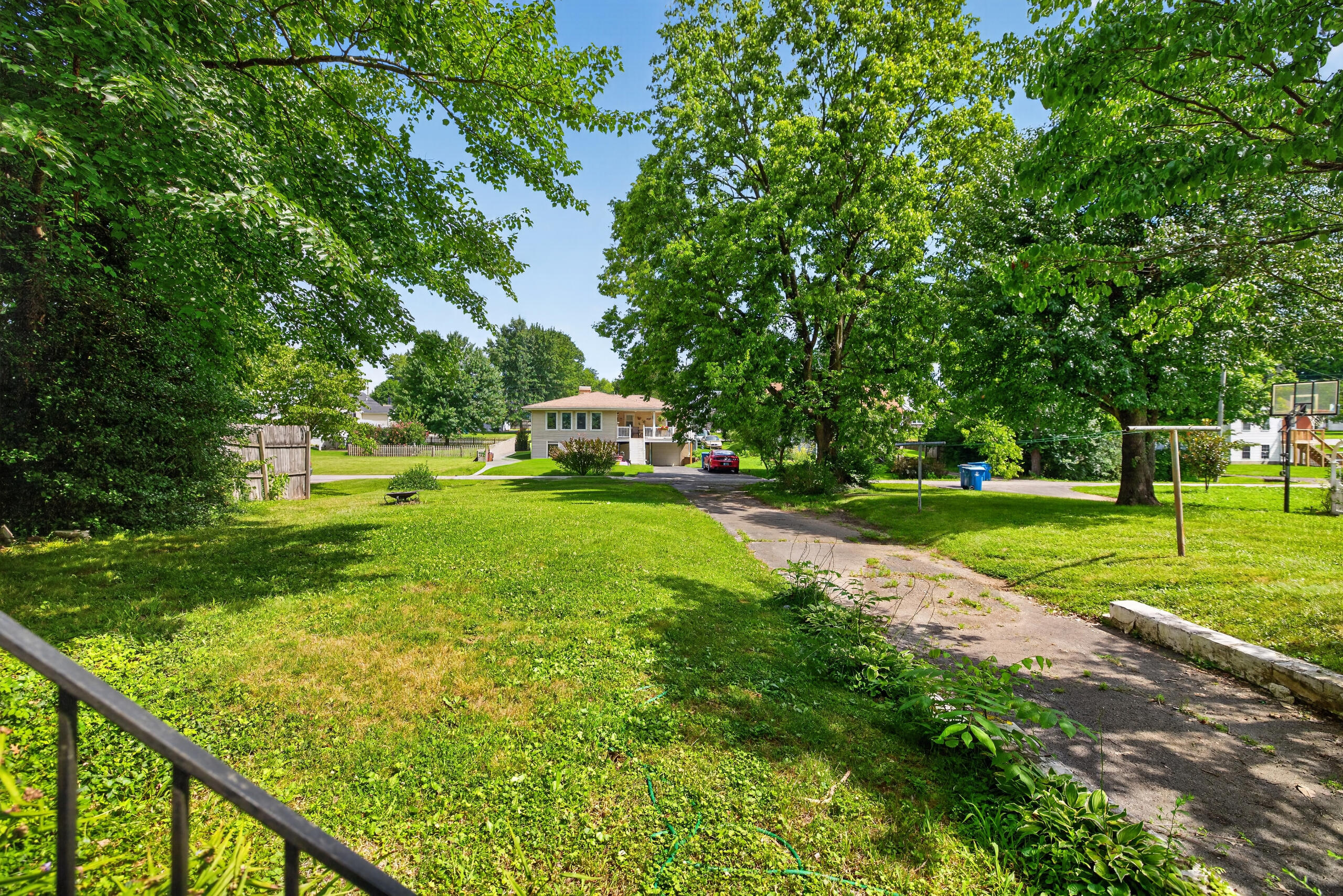 805 Sunset Drive Property Photo 30
