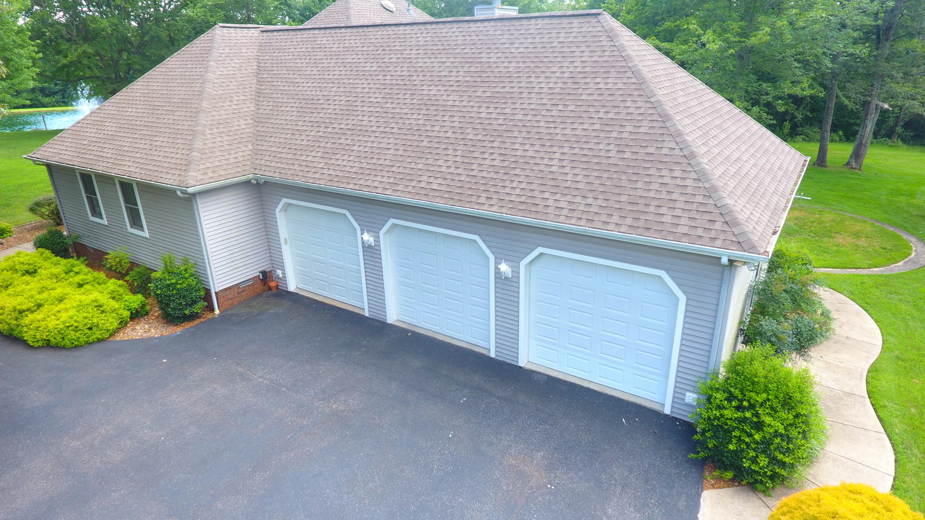 5650 Warrendale Drive Property Photo 8