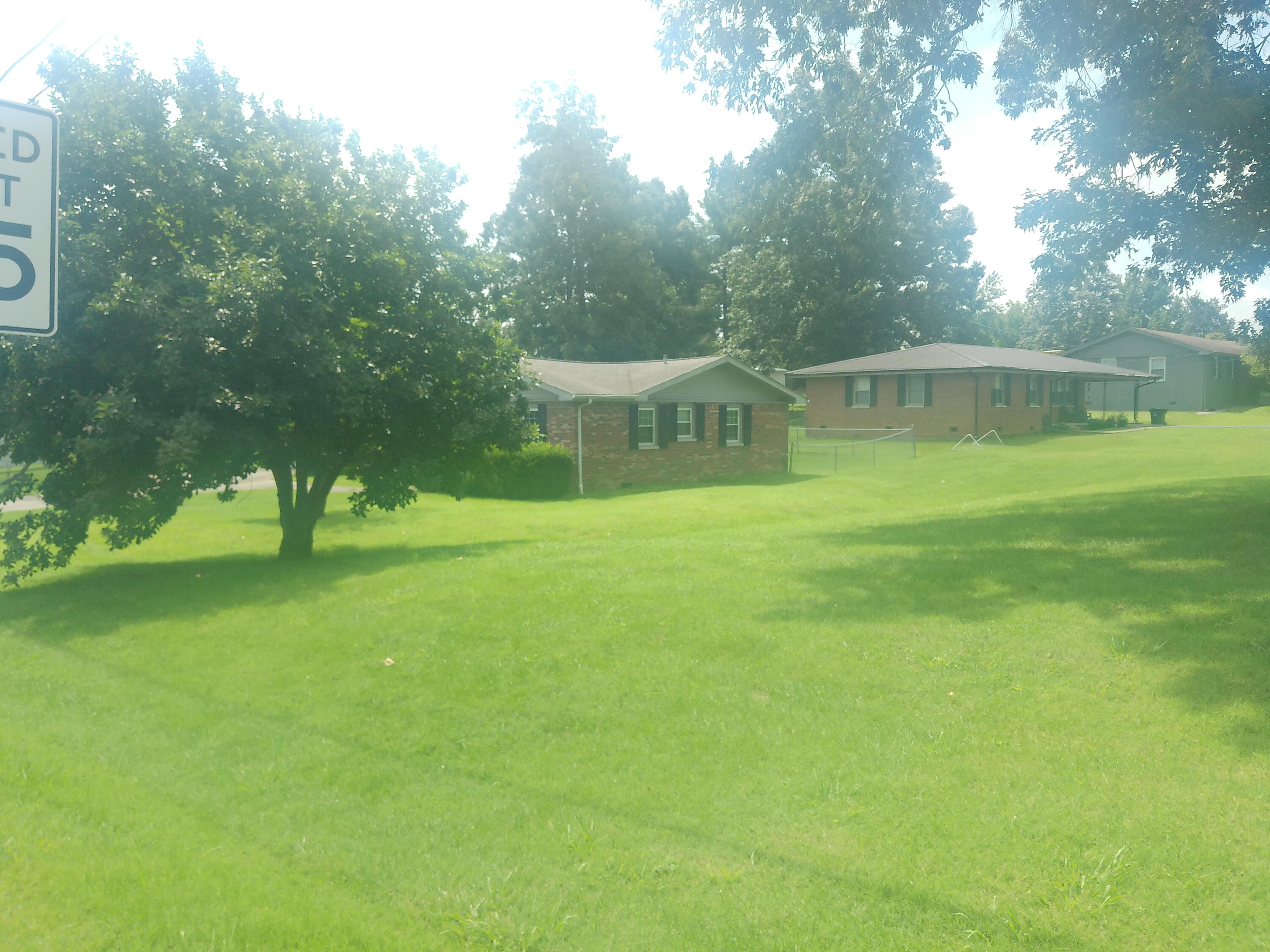 221 Maple Avenue Property Photo 2