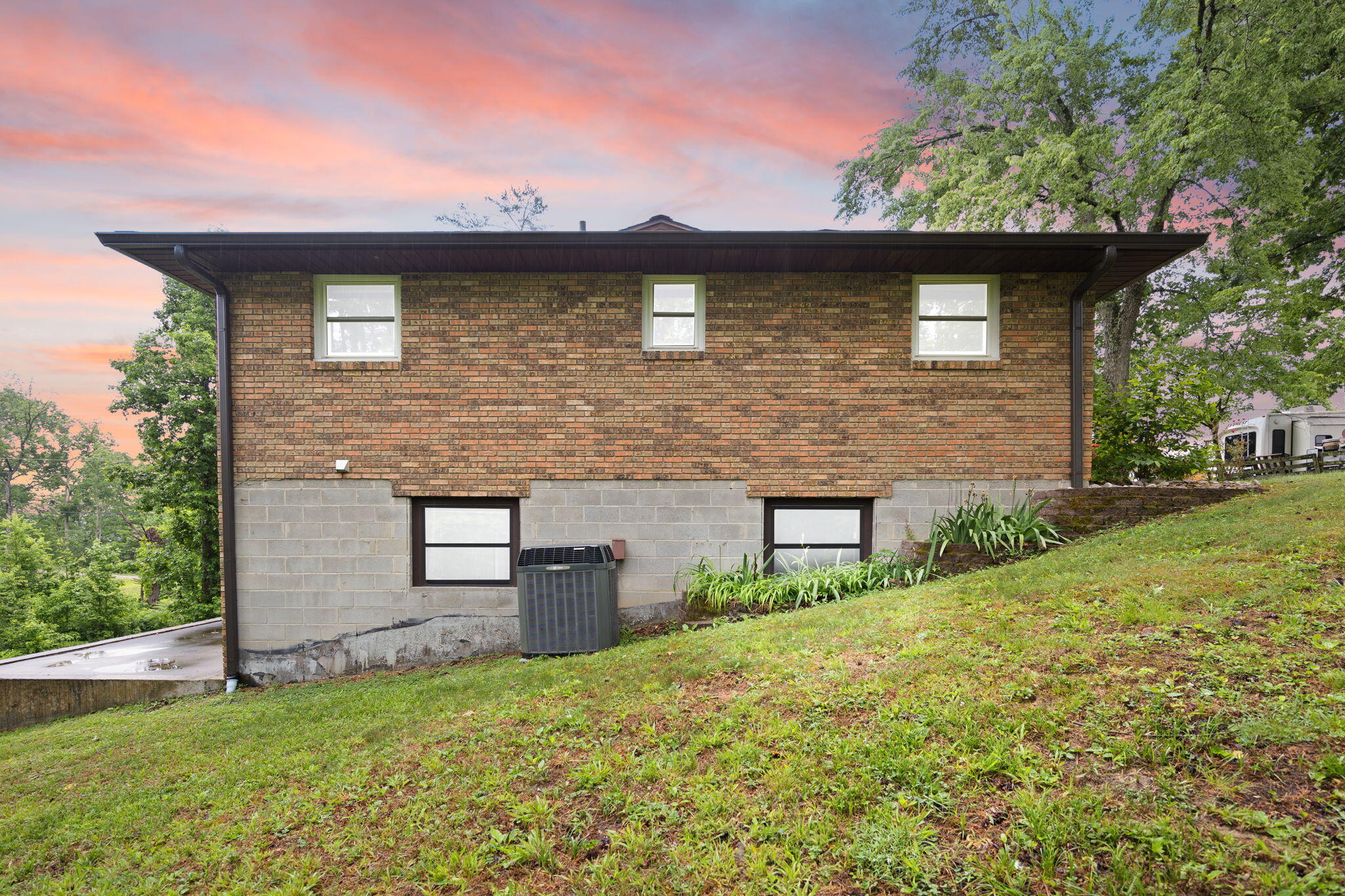 2247 Ky-2393 Property Photo 5