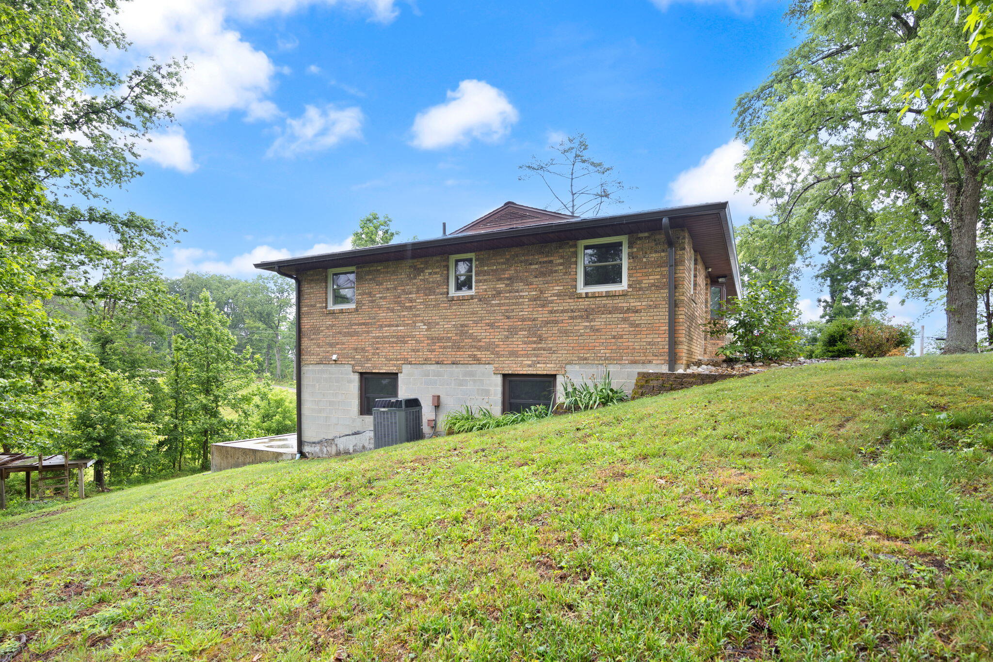 2247 Ky-2393 Property Photo 6