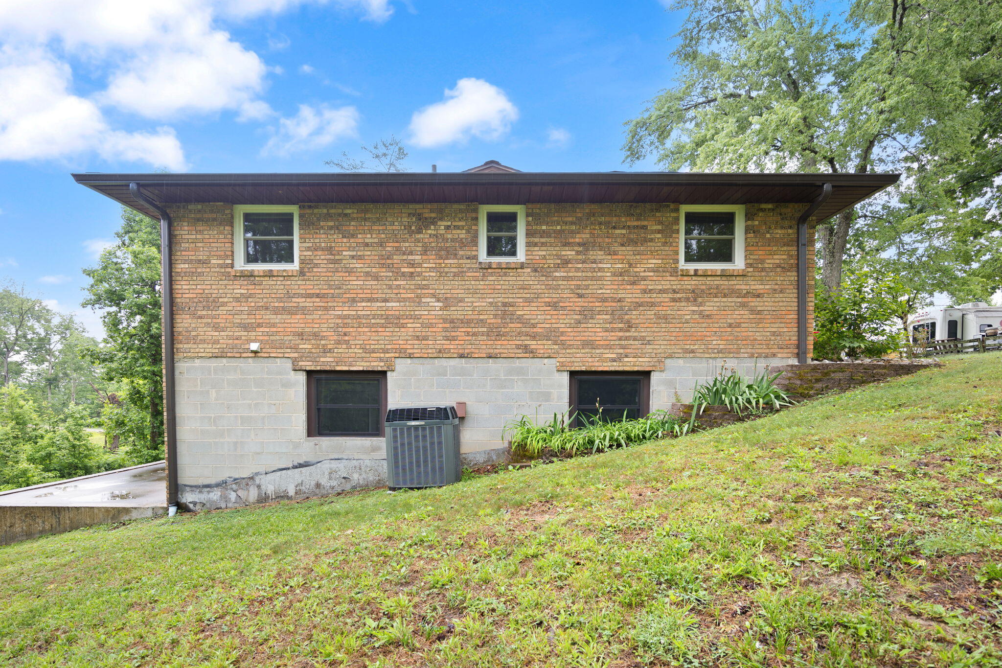 2247 Ky-2393 Property Photo 7