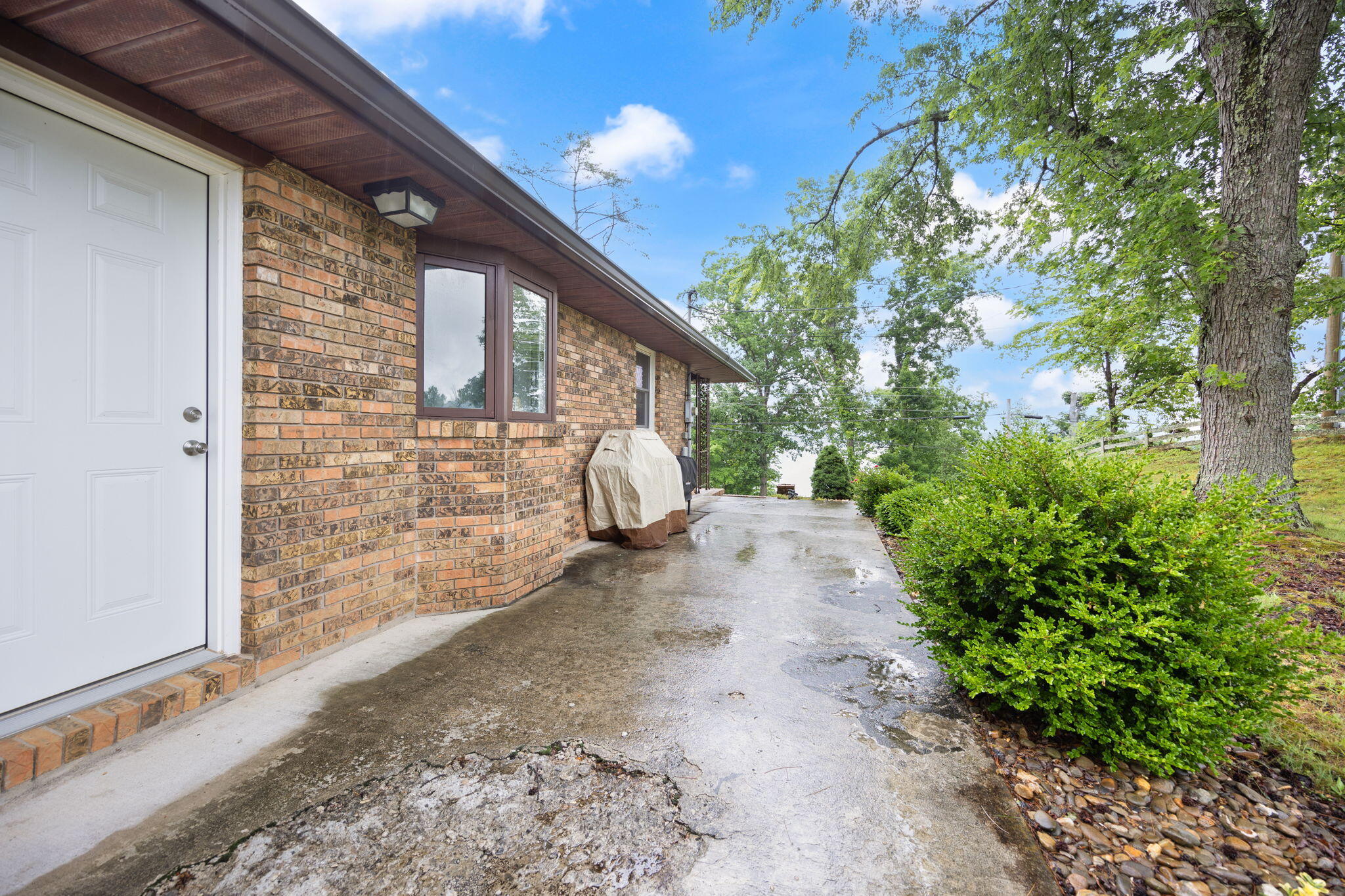 2247 Ky-2393 Property Photo 8