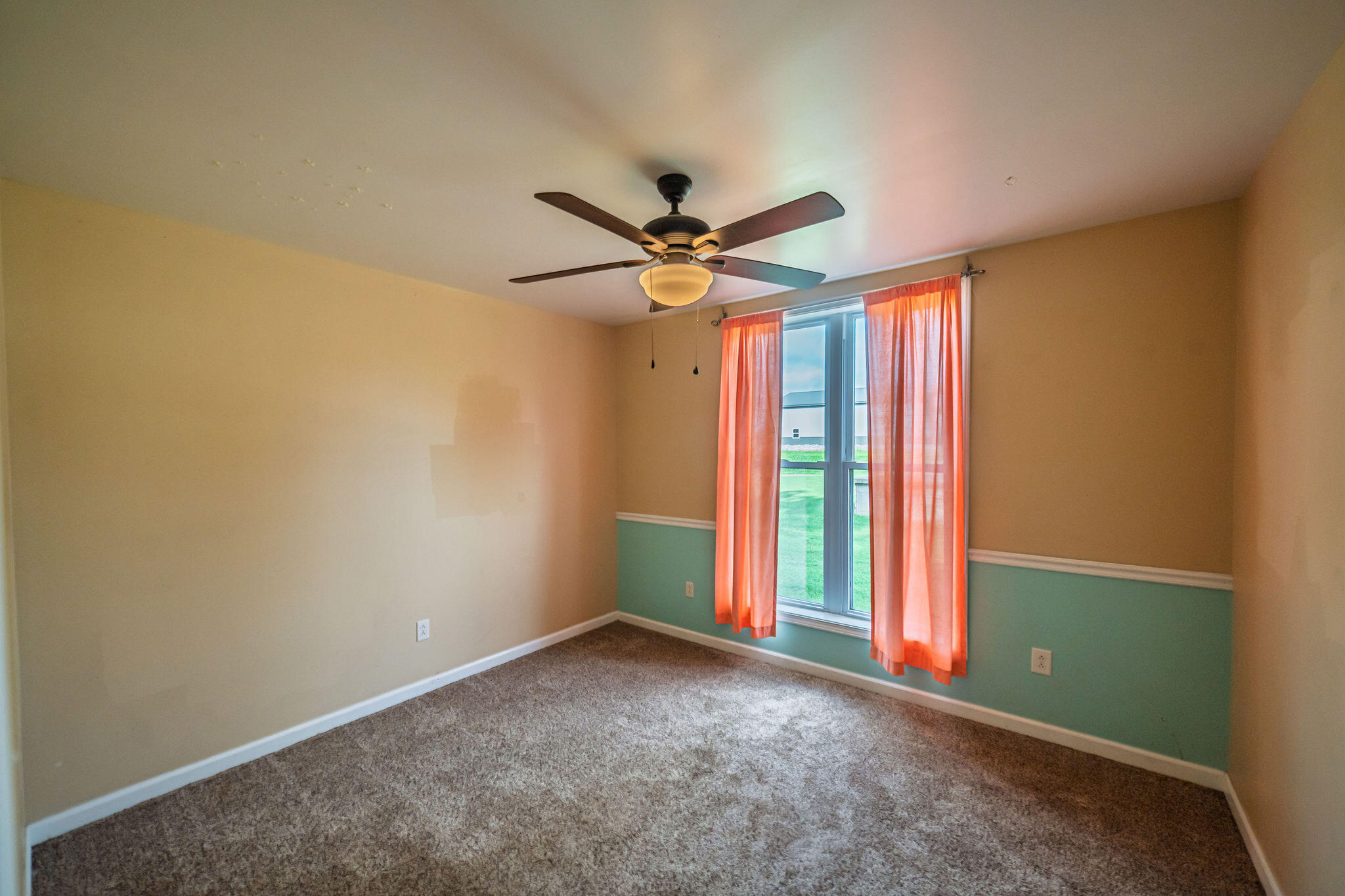117 Broadway Street Property Photo 33