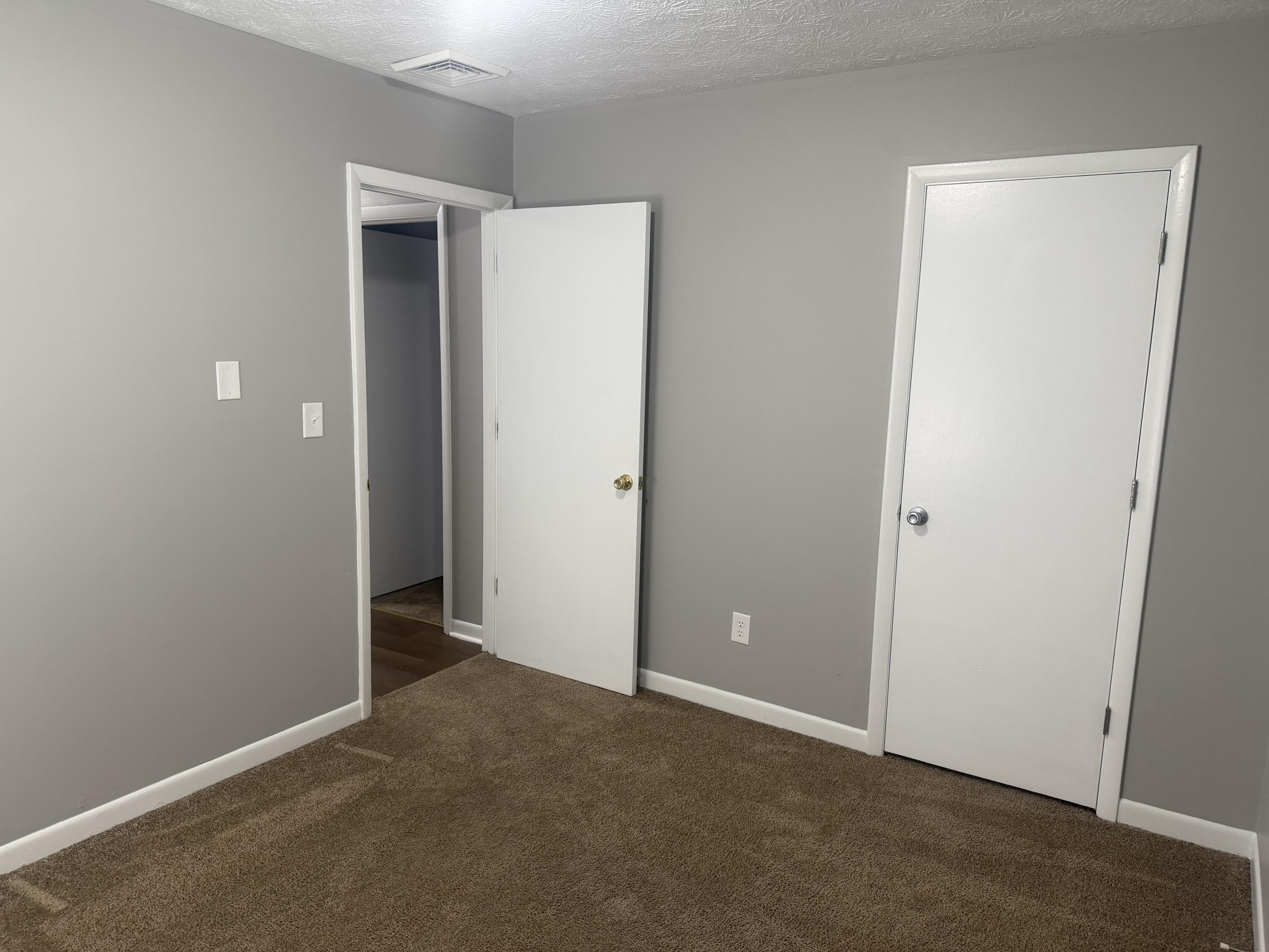 1079 Trent Boulevard Property Photo 5