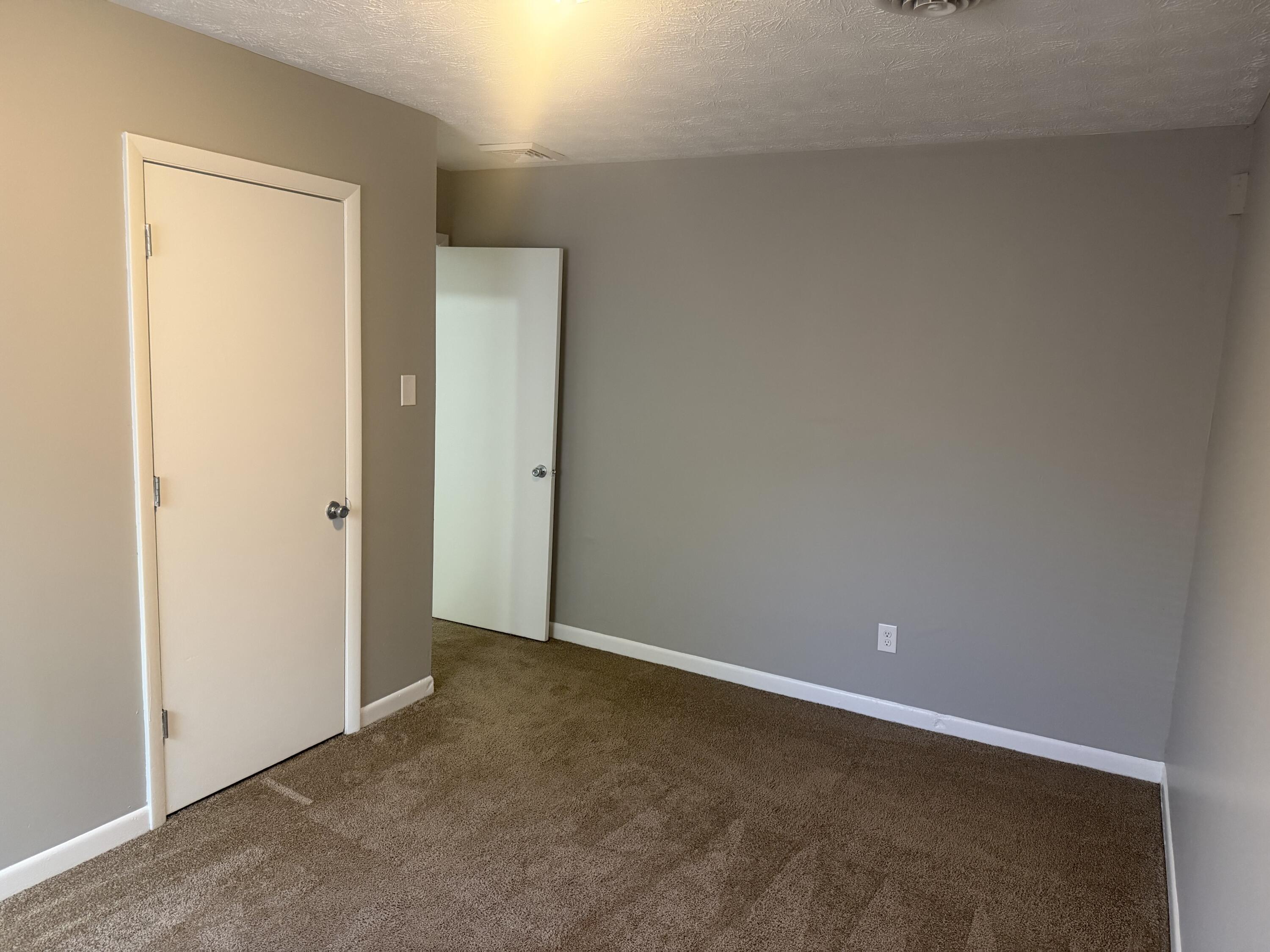 1079 Trent Boulevard Property Photo 6