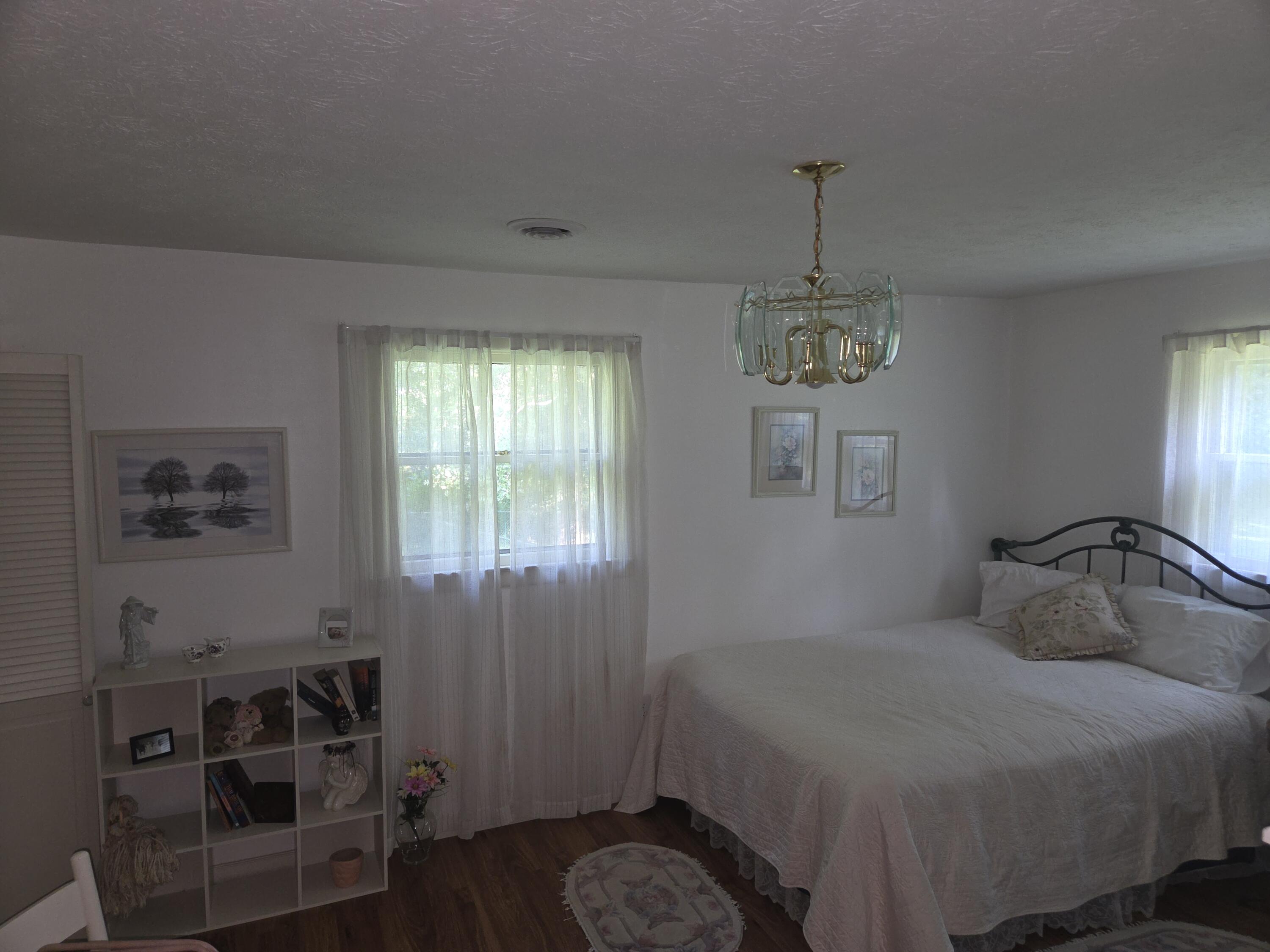 8810 Moore Road Property Photo 8