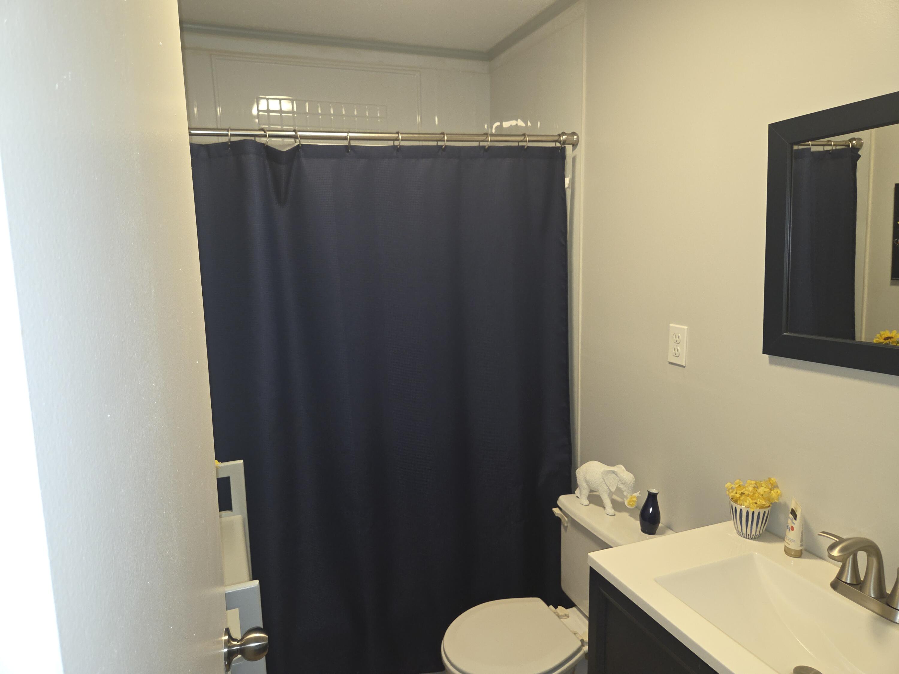 8810 Moore Road Property Photo 13