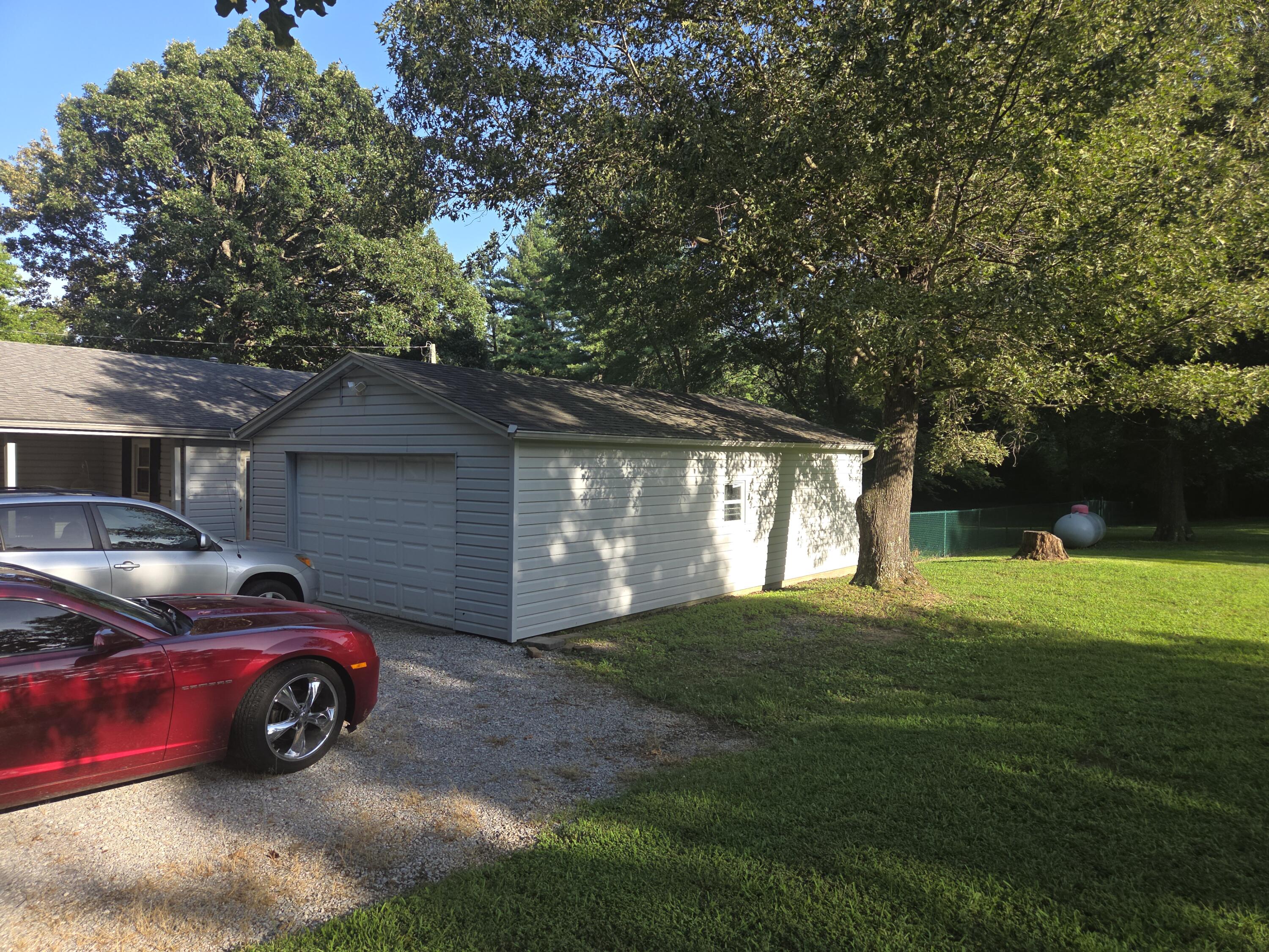 8810 Moore Road Property Photo 16