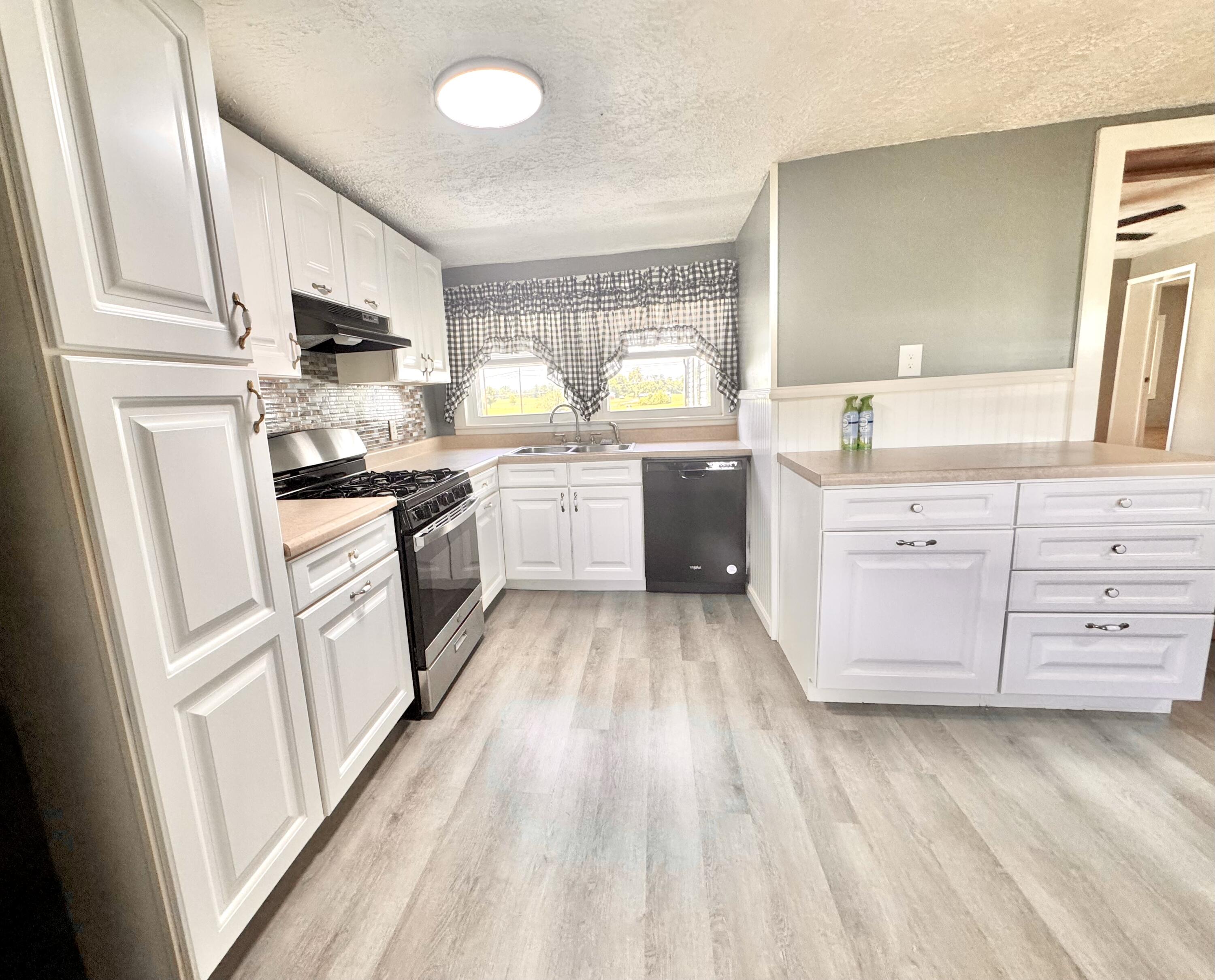 10861 Ky-57 Property Photo 8