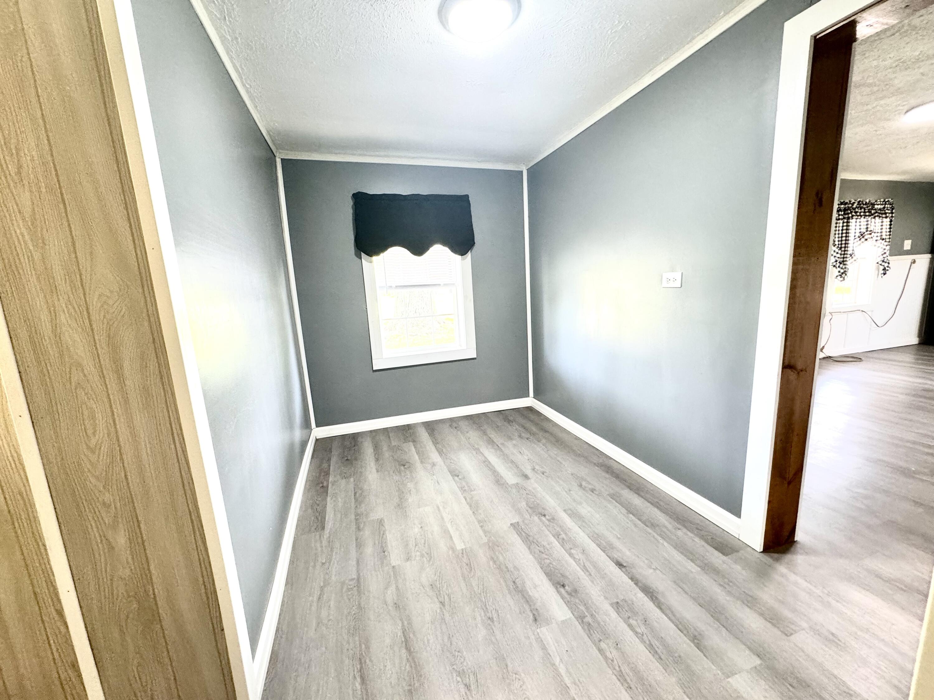 10861 Ky-57 Property Photo 10