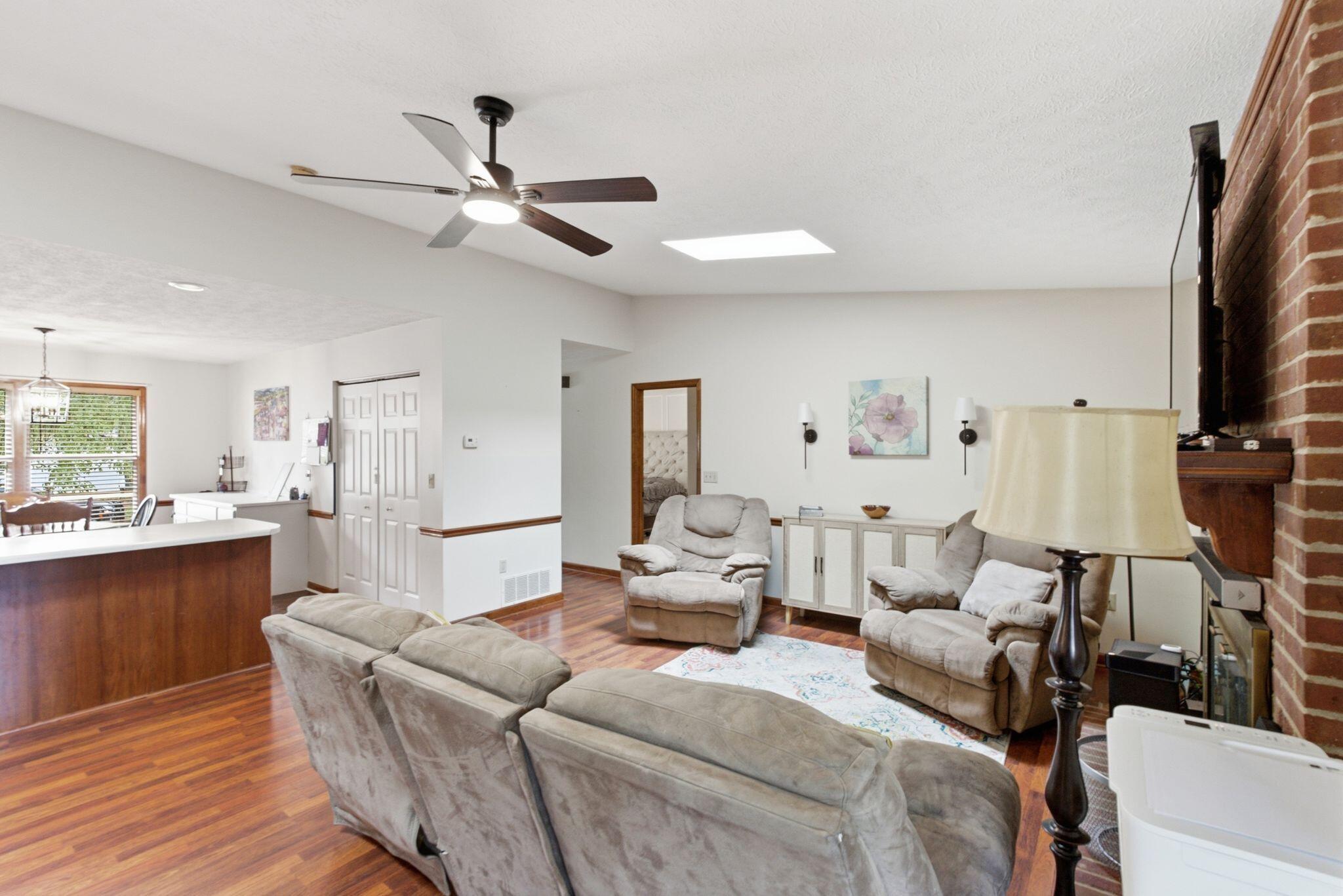 120 Saratoga Circle Property Photo 11