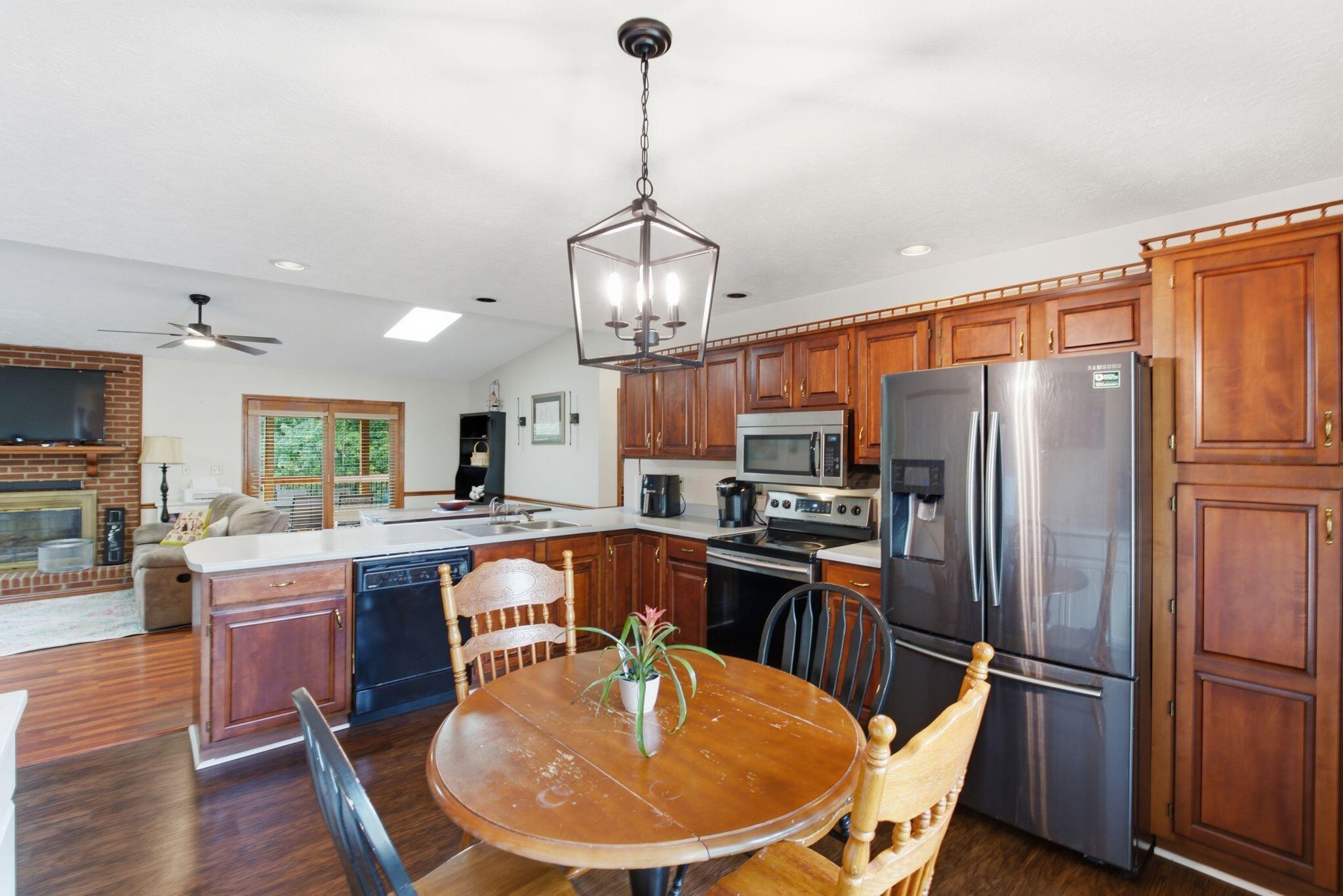 120 Saratoga Circle Property Photo 20