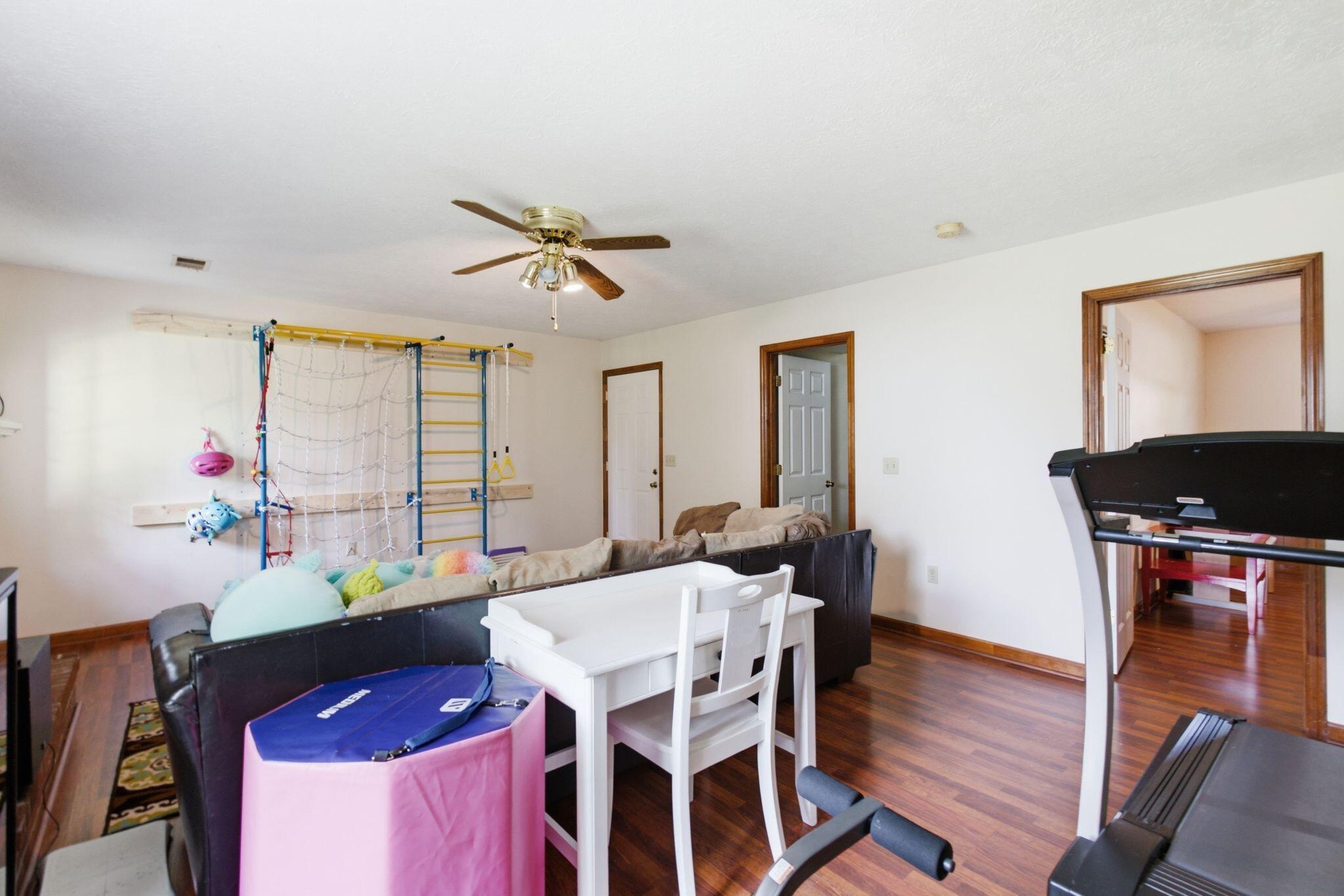 120 Saratoga Circle Property Photo 39
