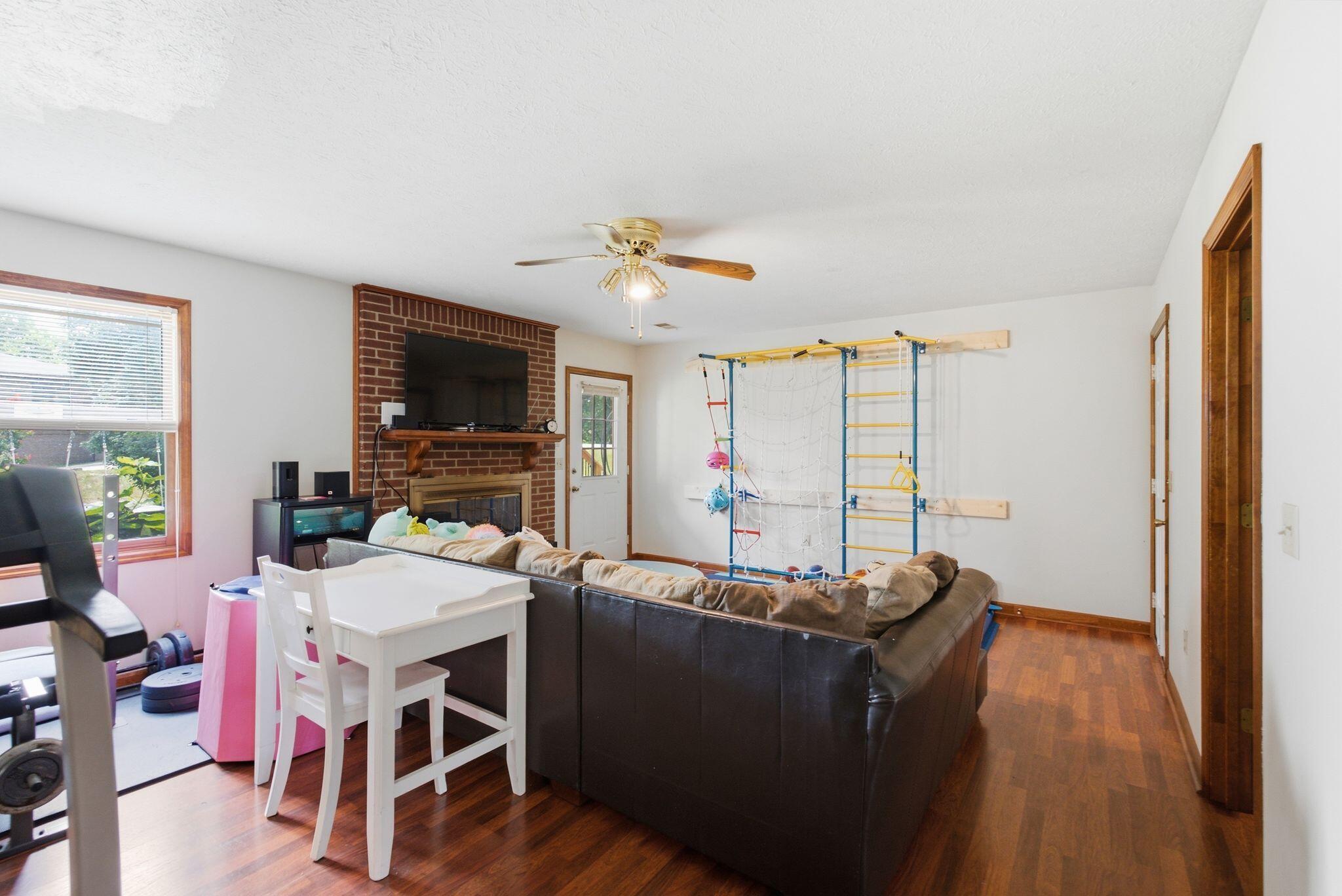 120 Saratoga Circle Property Photo 40