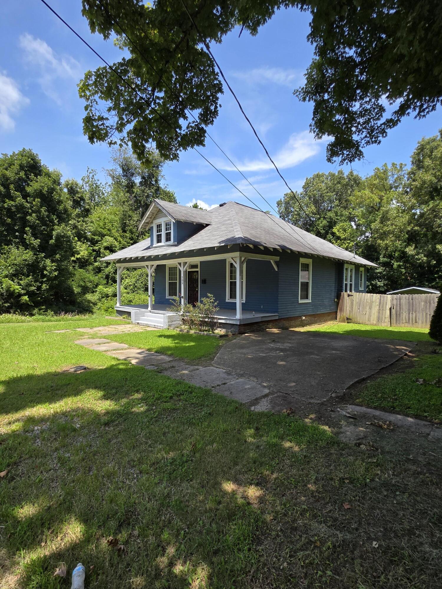 502 Fourth Street Property Photo 2