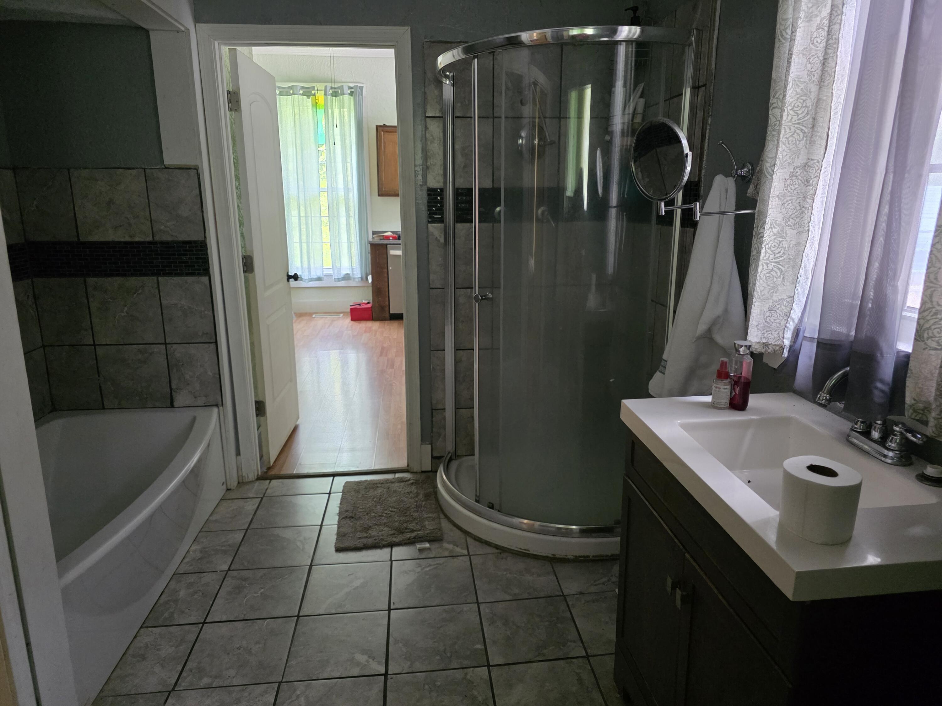502 Fourth Street Property Photo 11