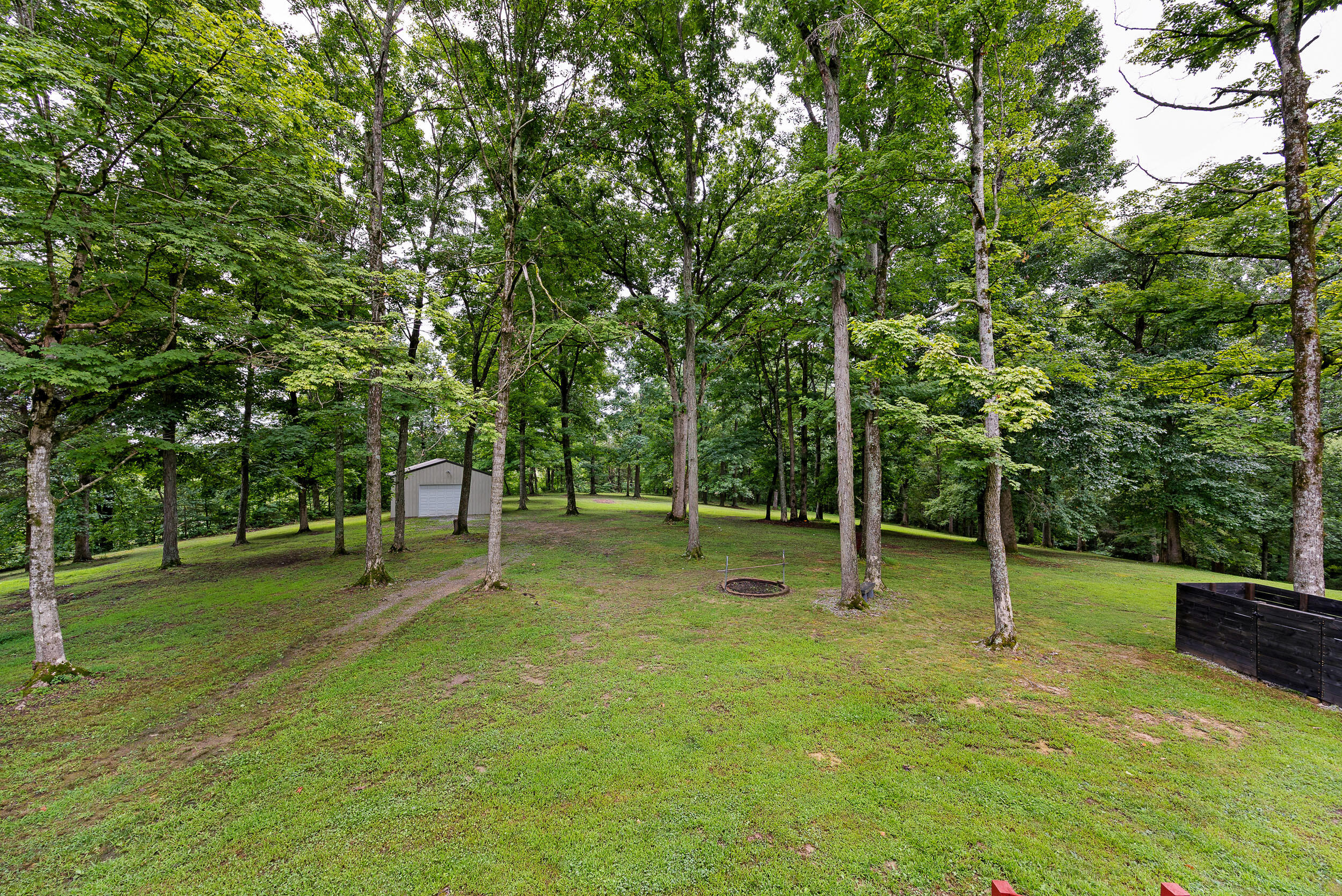 125 Nixon Road Property Photo 6