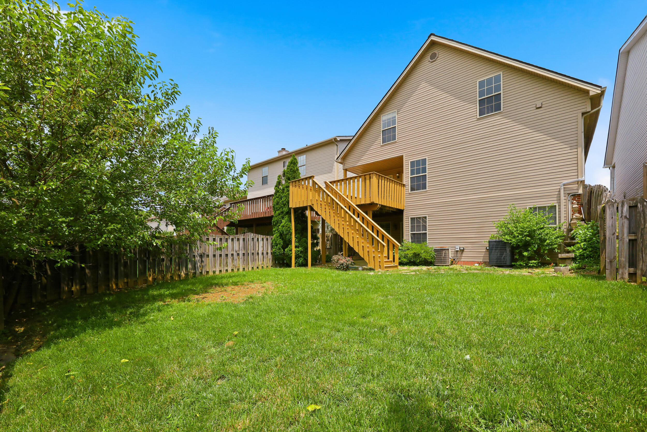 3744 Wargrave Walk Property Photo 46