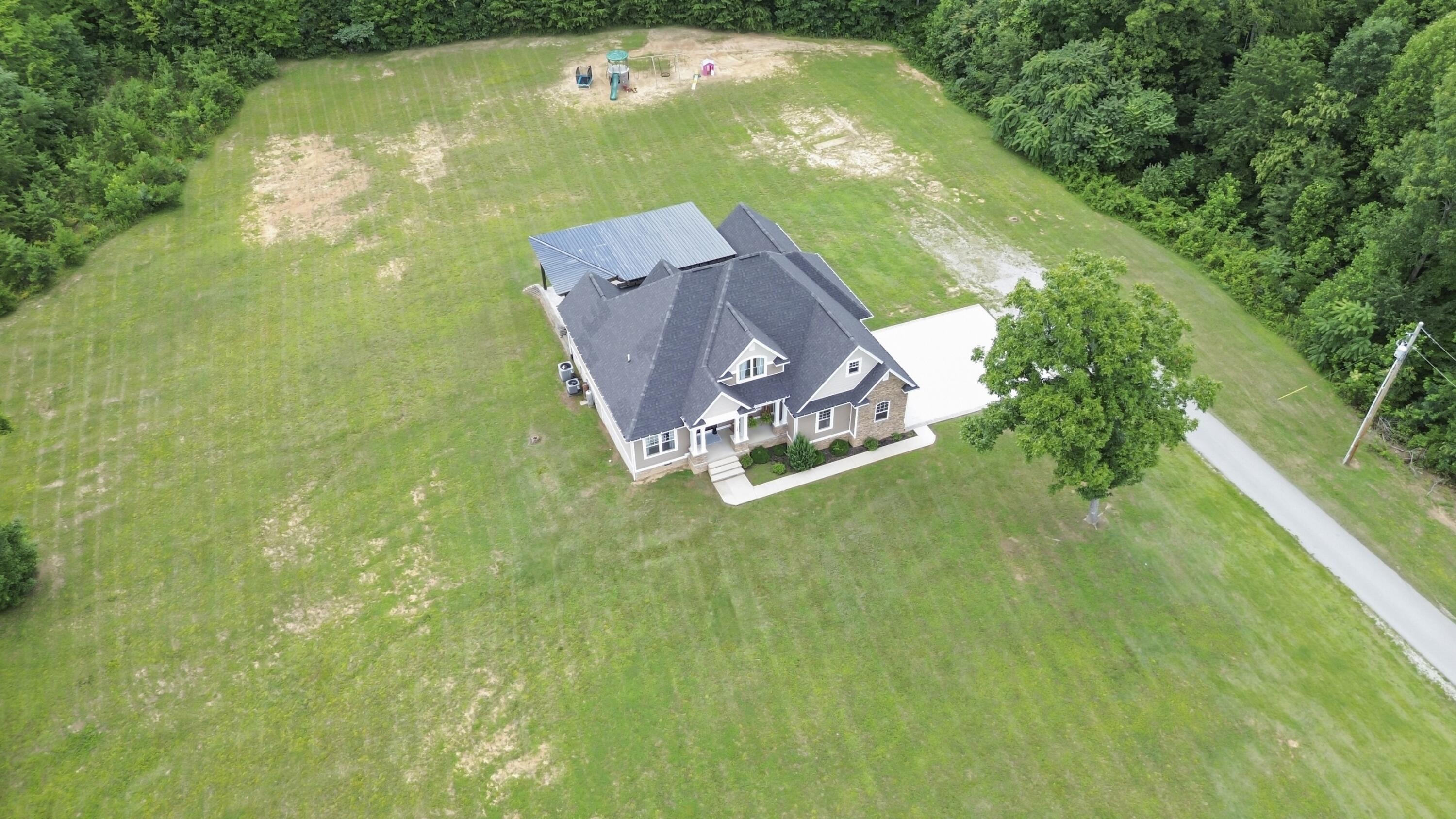149 Virginia Lane Property Photo 6