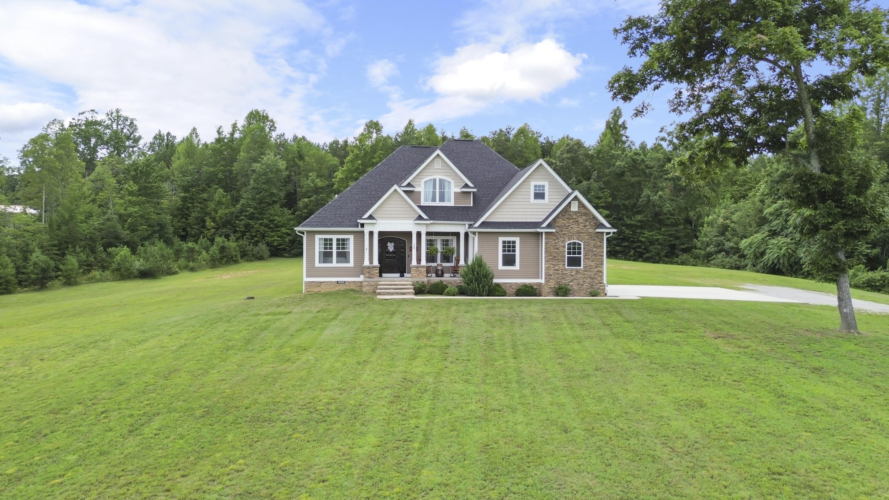 149 Virginia Lane Property Photo 8