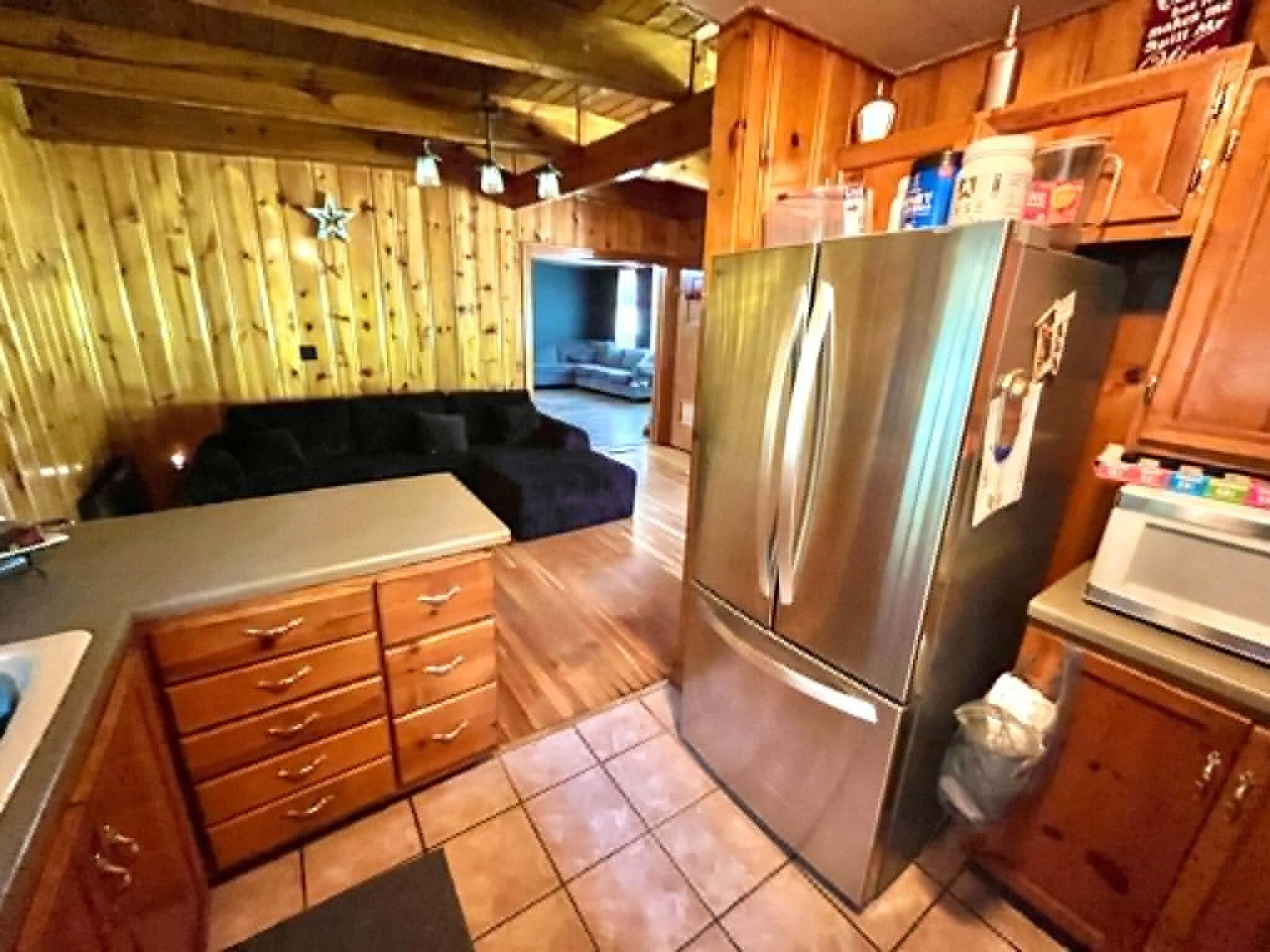 821 Ivy Property Photo 9