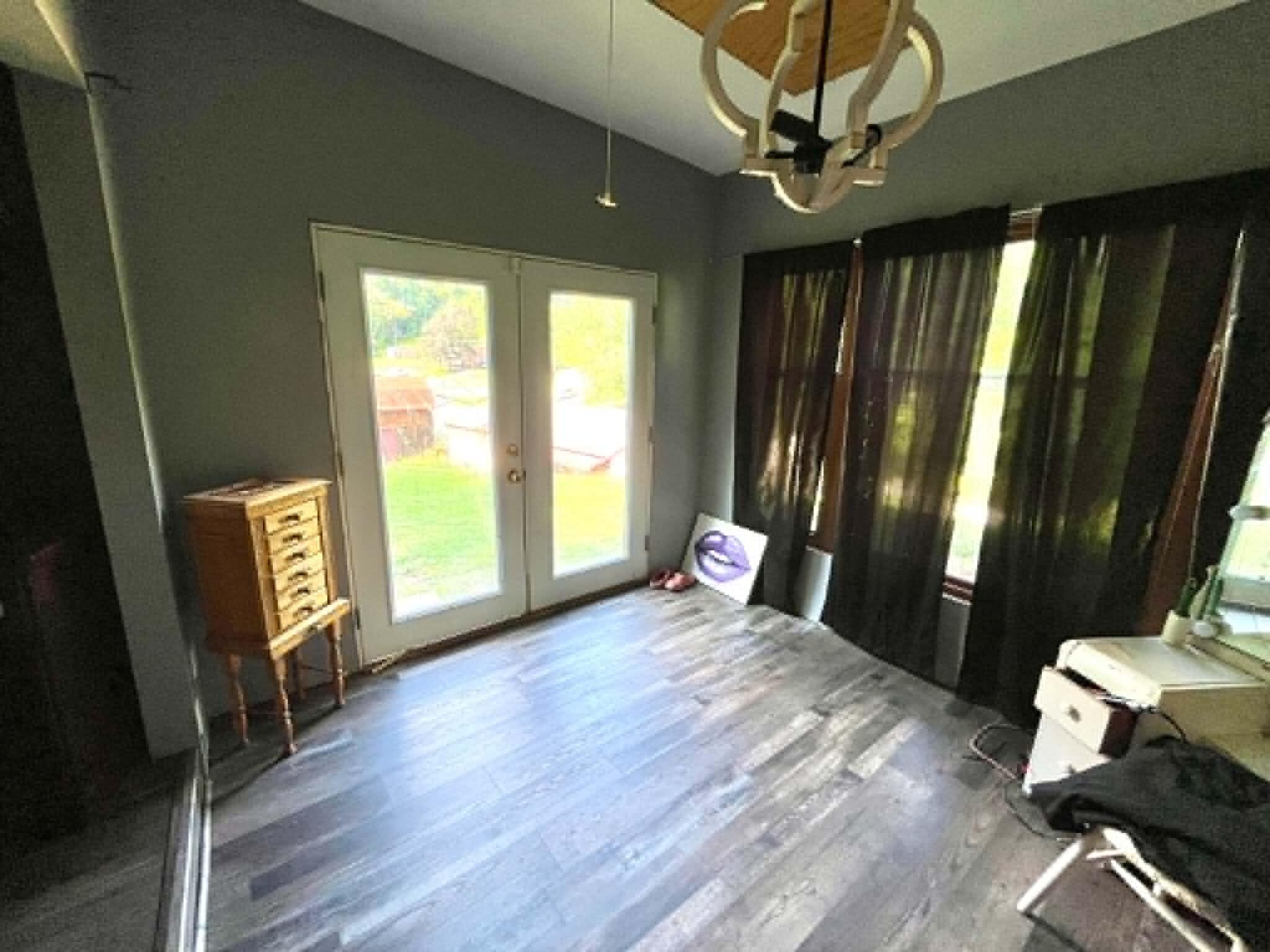 821 Ivy Property Photo 15