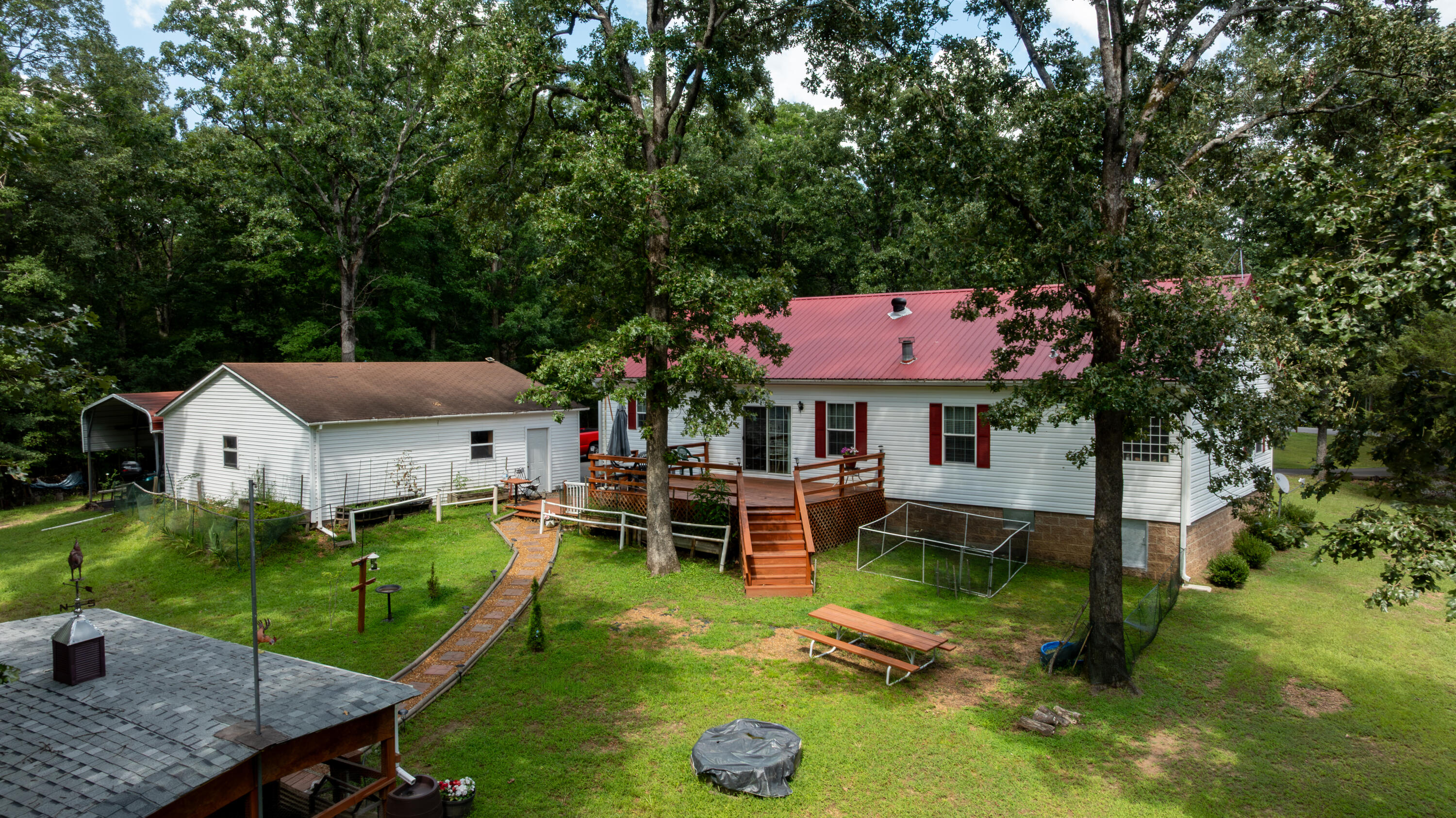 856 Taft Road Property Photo 7