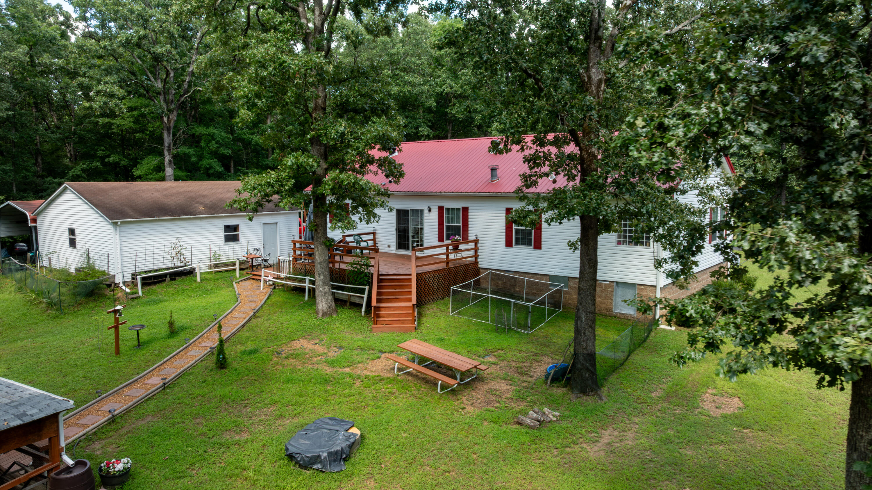 856 Taft Road Property Photo 8