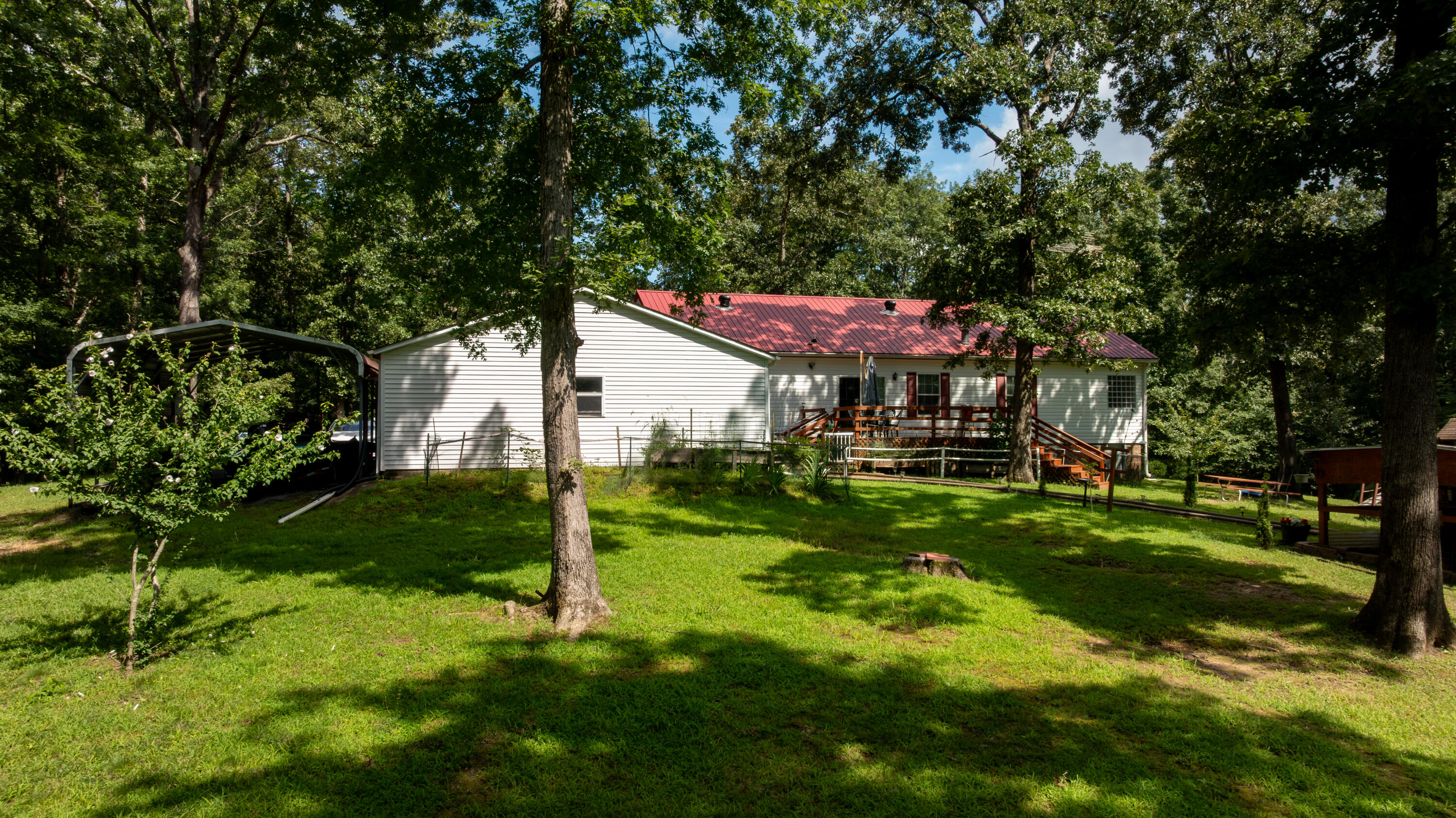 856 Taft Road Property Photo 9