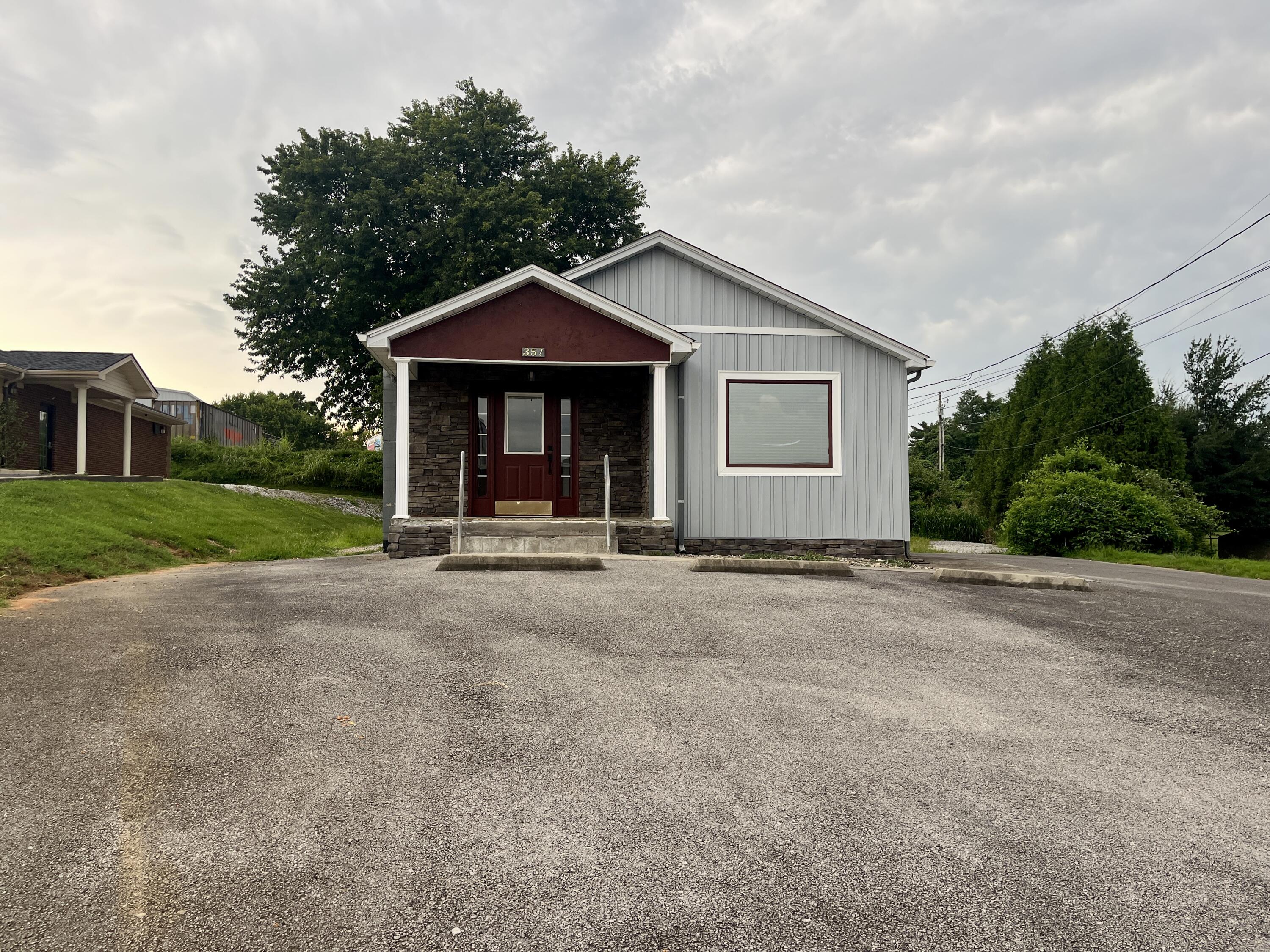 357 Langdon Street Property Photo 8