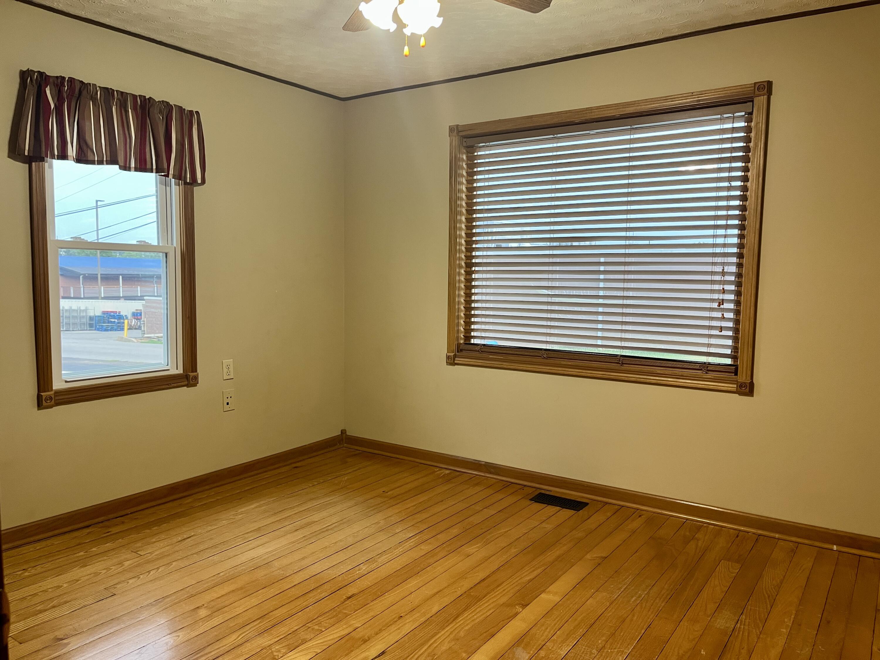 357 Langdon Street Property Photo 15