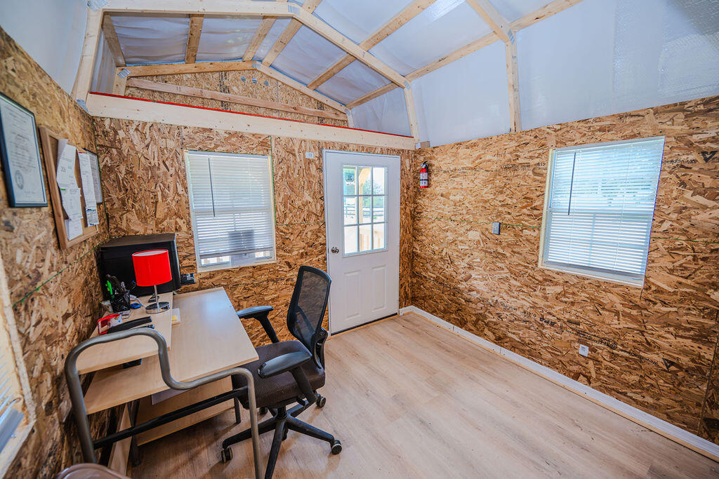 1019 Black Creek Road Property Photo 6