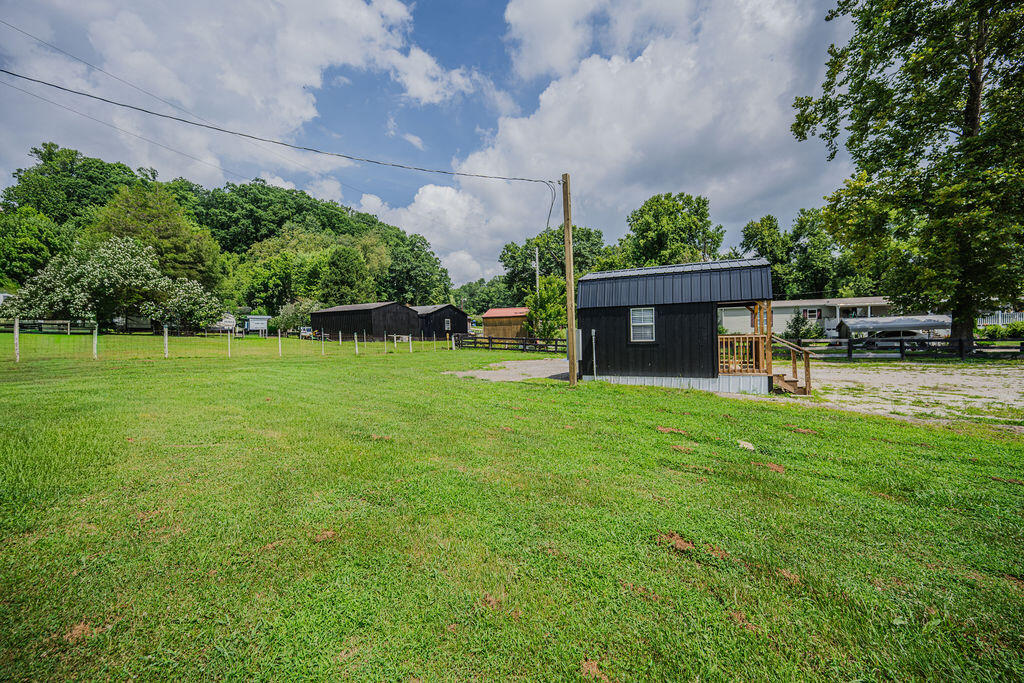 1019 Black Creek Road Property Photo 12