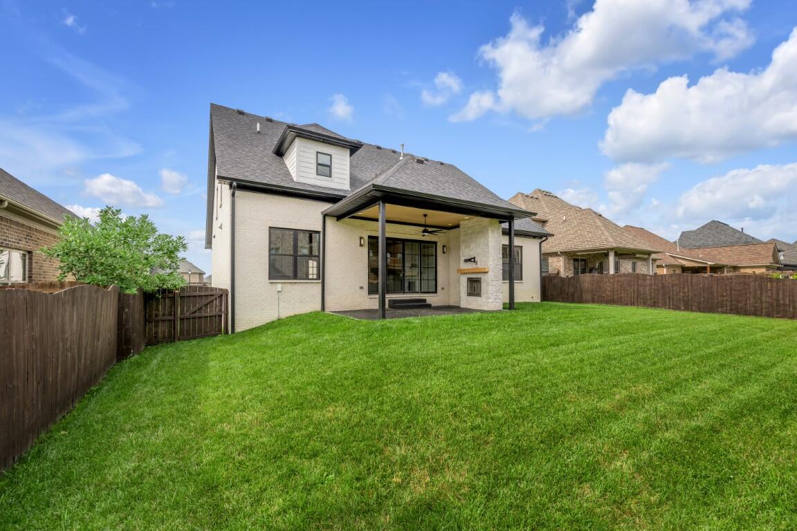 2624 Lucca Place Property Photo 68