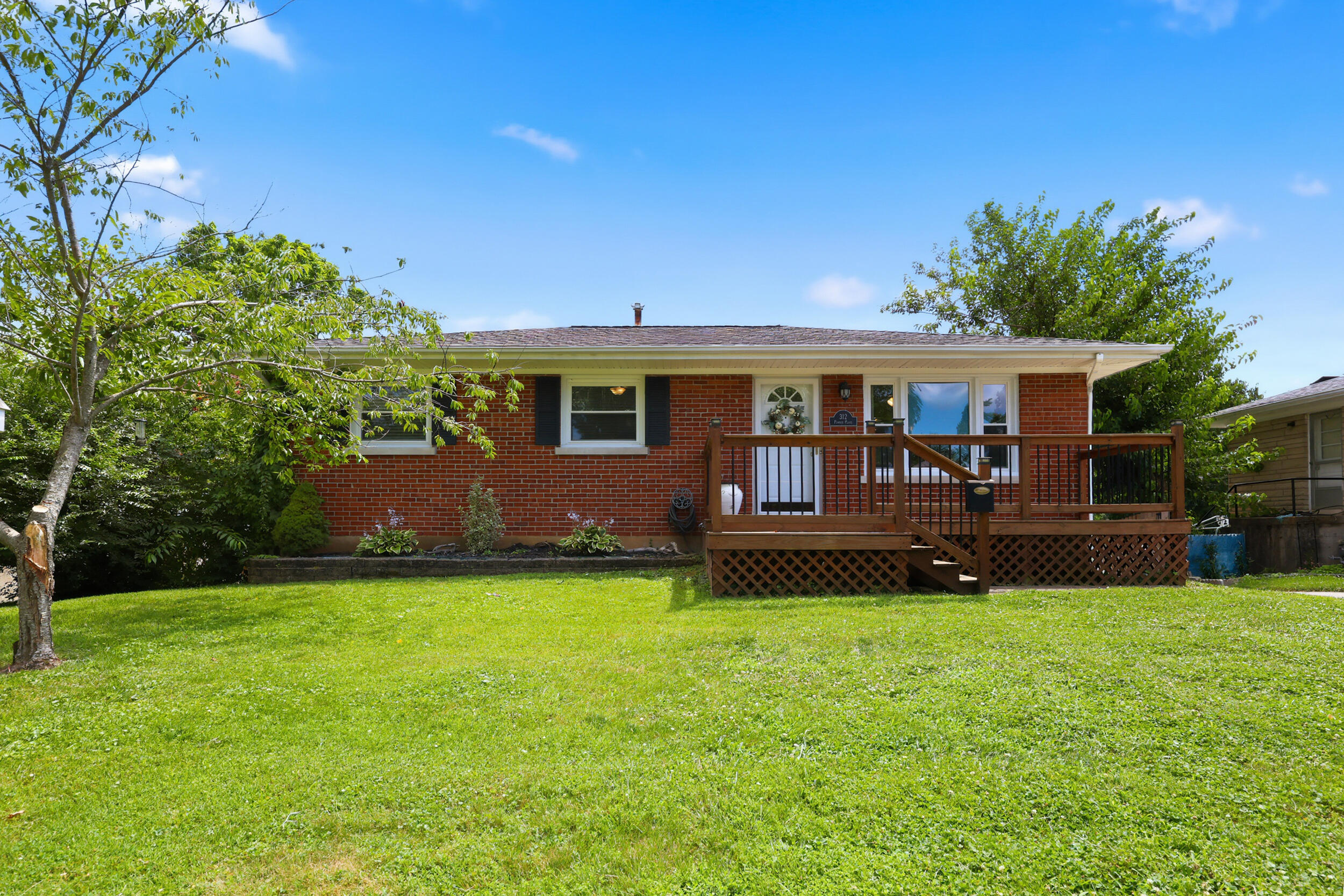 312 Purdue Place Property Photo 1