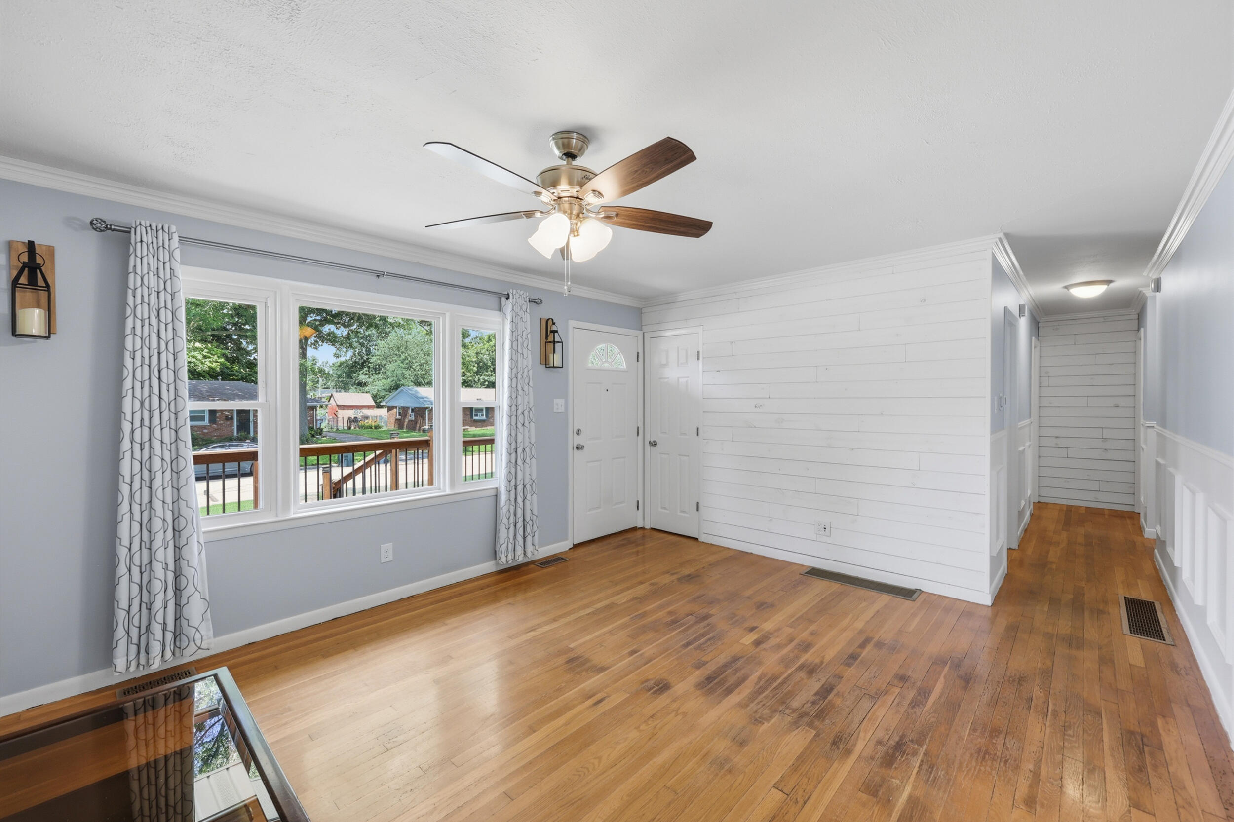 312 Purdue Place Property Photo 5