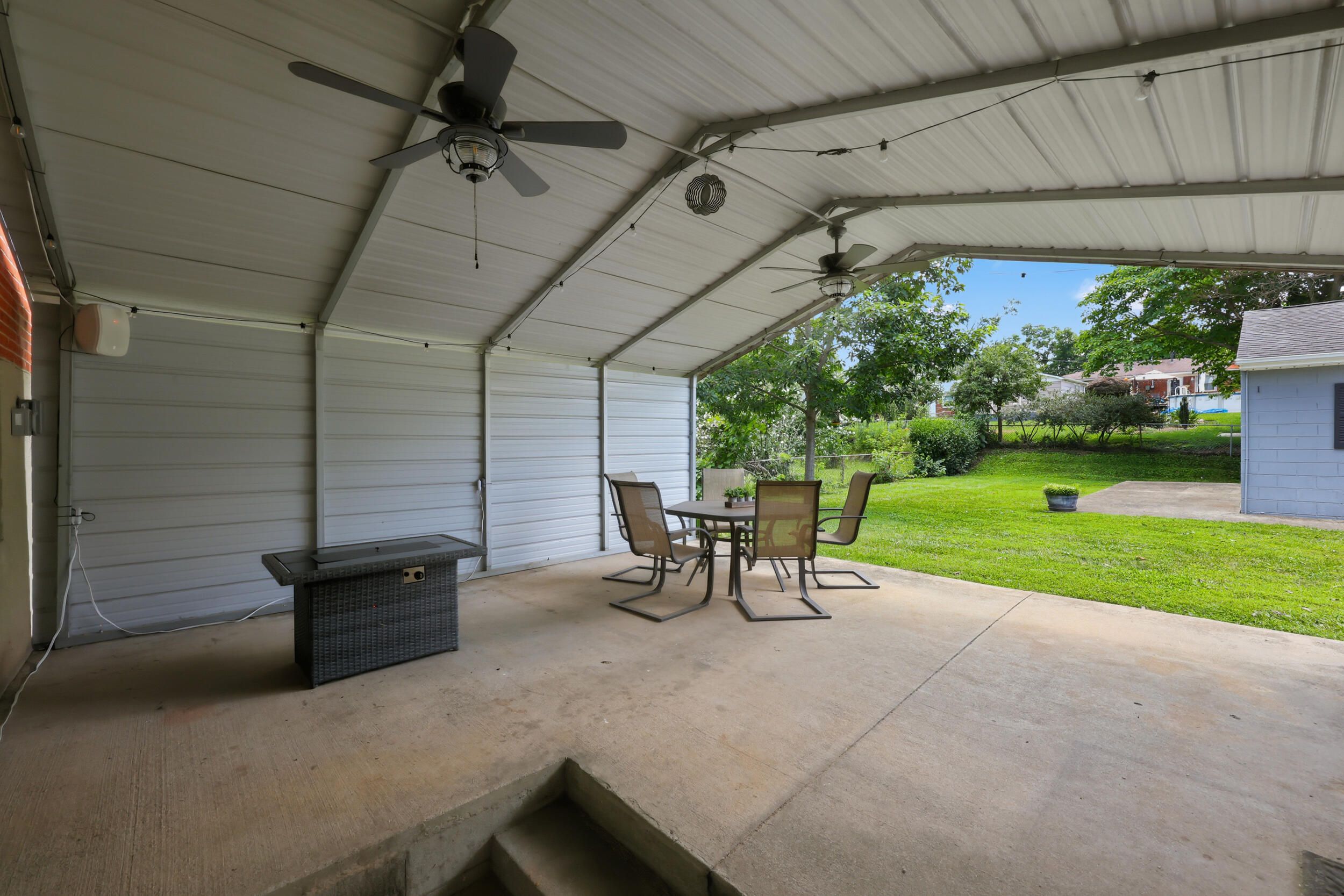 312 Purdue Place Property Photo 27