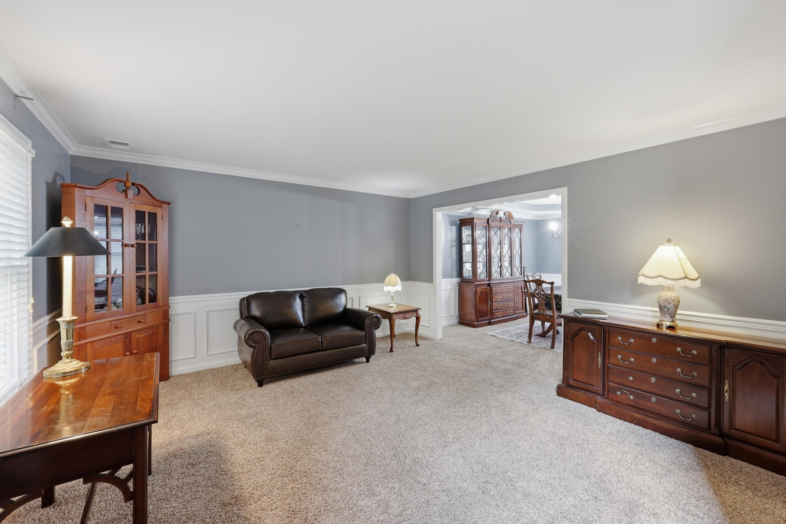 385 Whitfield Drive Property Photo 6