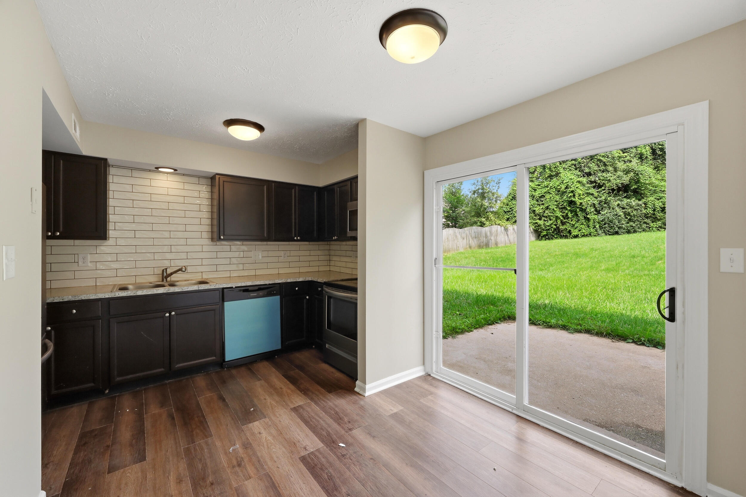 333 Squires Road Property Photo 8