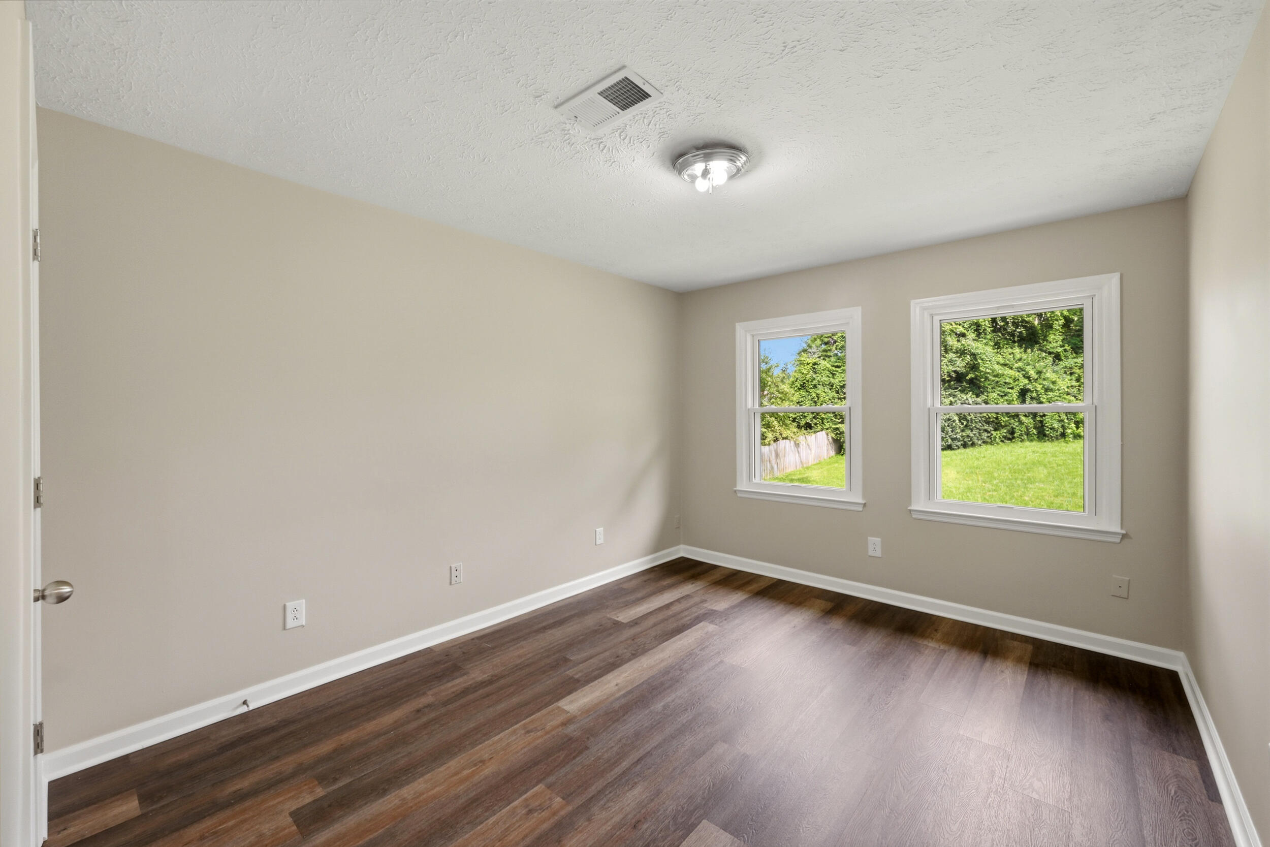333 Squires Road Property Photo 13