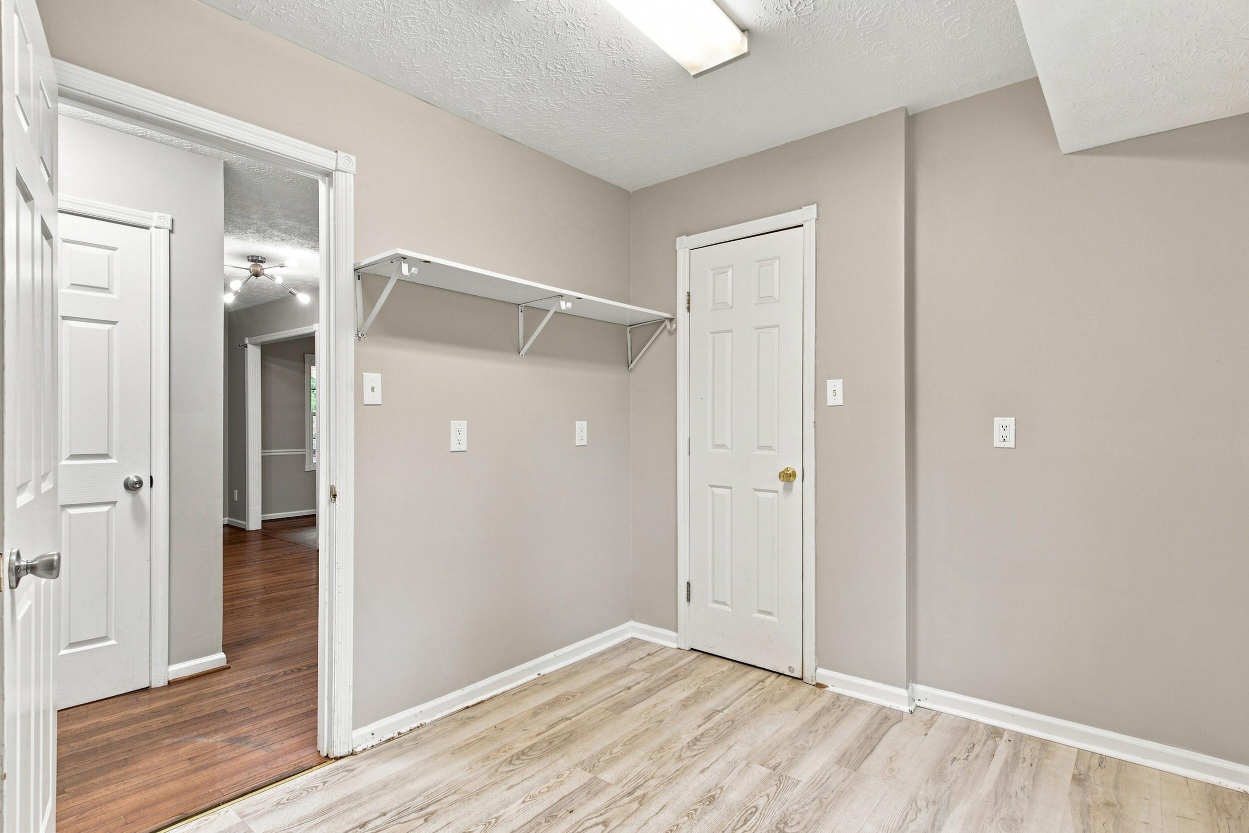 4340 Simpson Lane Property Photo 15